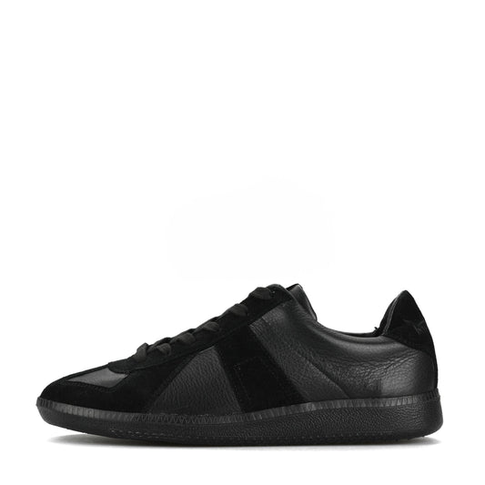 Maison Margiela Gats "Triple Black"