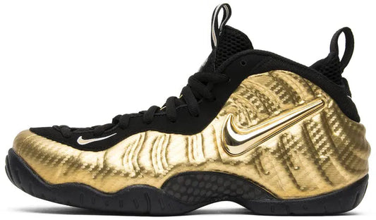 2017 Nike Air Foamposite "Metallic Gold"