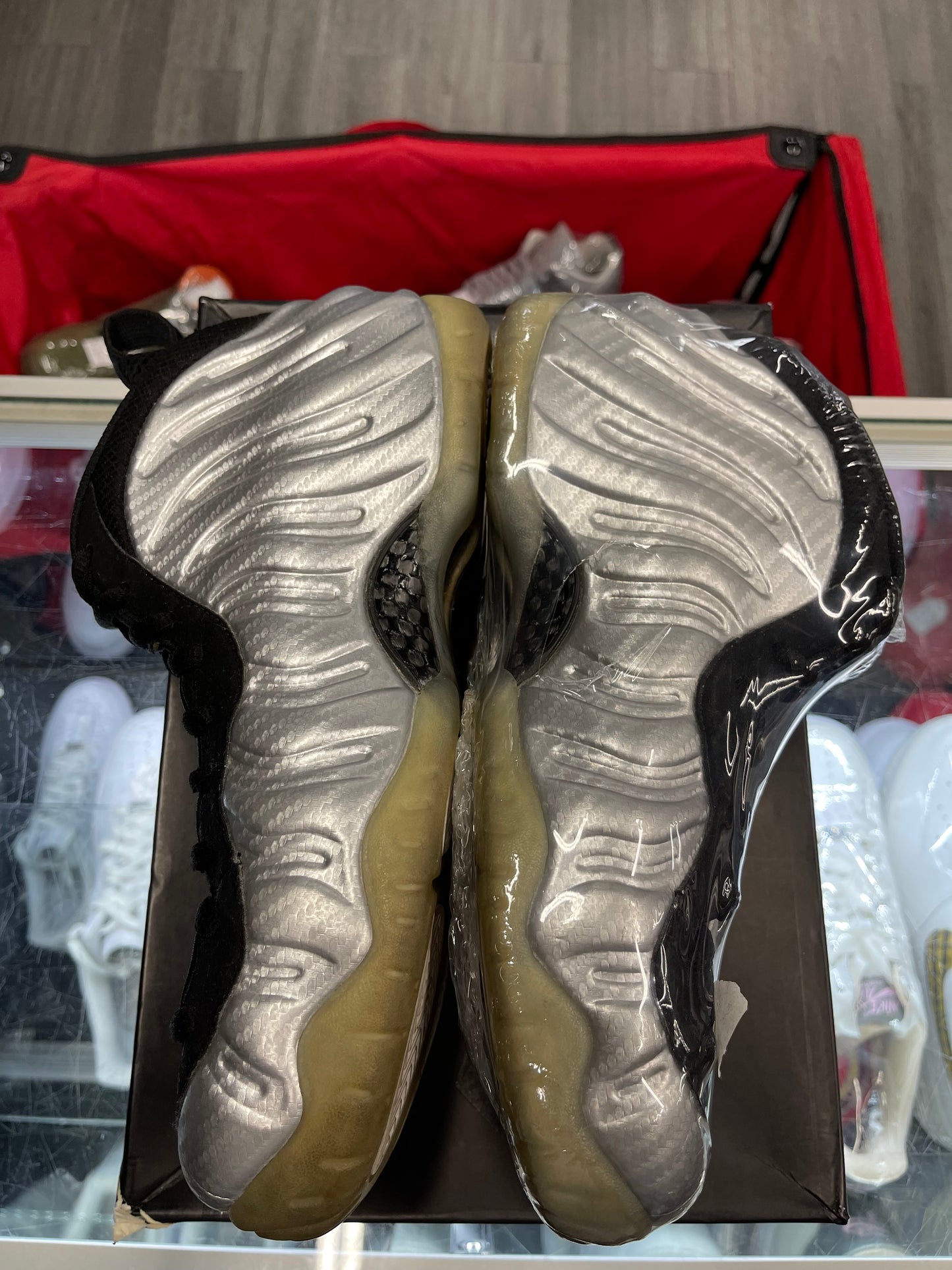 2017 Nike Air Foamposite Pro "Silver Surfer"