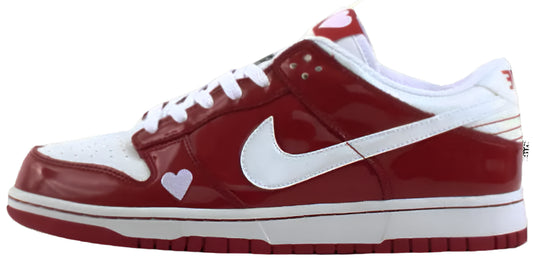 2004 Nike Dunk Low "Valentines Day" (W)