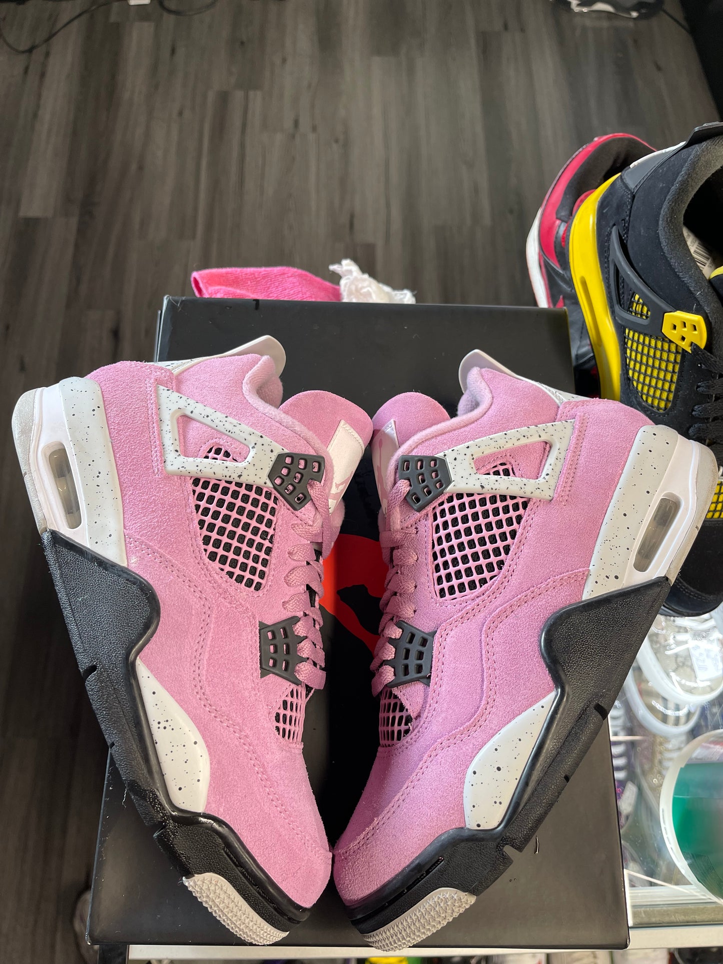 2024 Air Jordan Retro 4 "Orchid" (W)