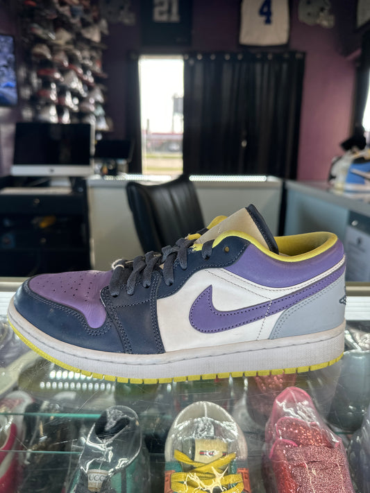 2021 Air Jordan 1 Low SE Mismatched "Purple Magenta"