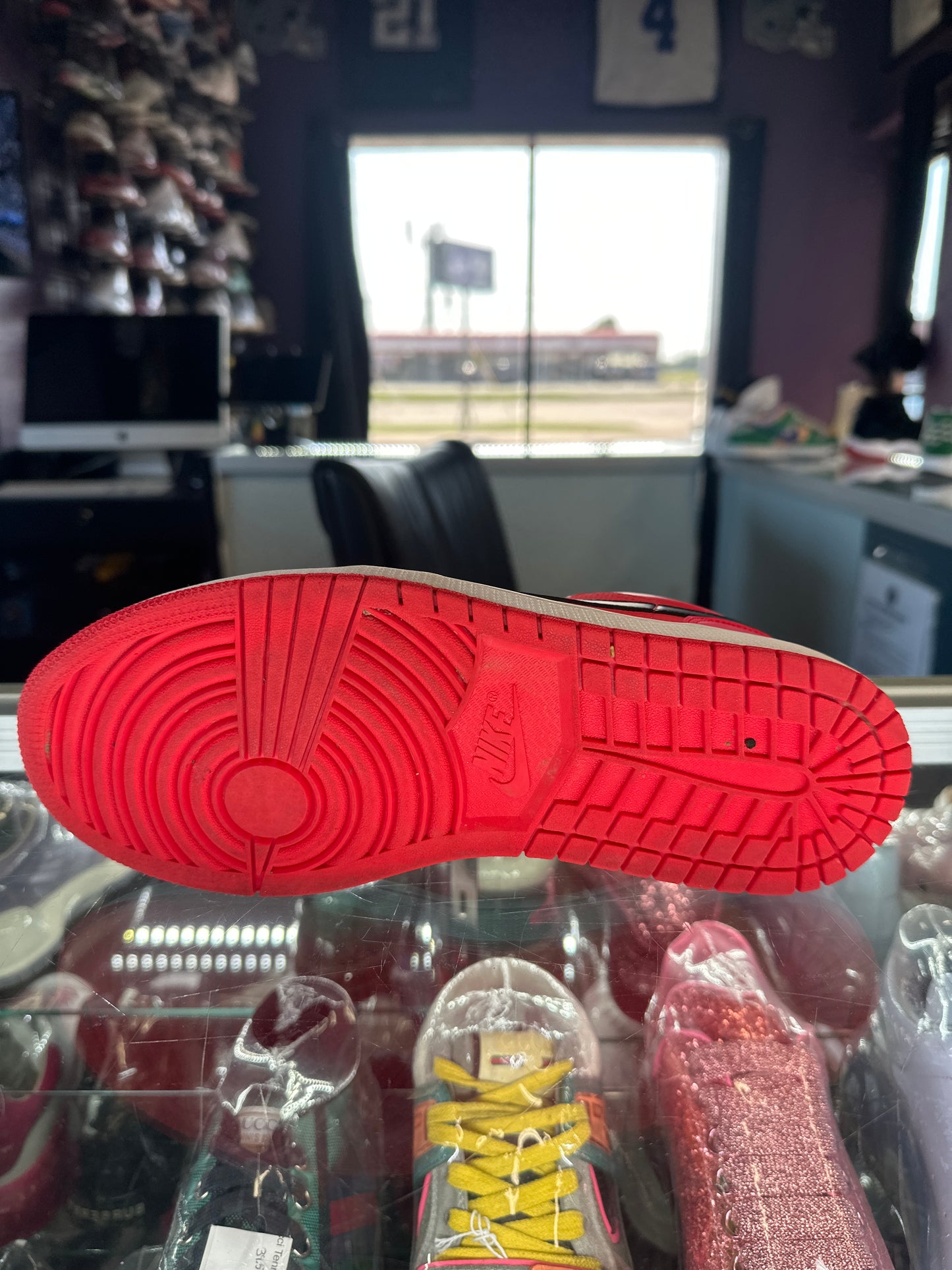 2020 Air Jordan 1 Low "Siren Red" (W)