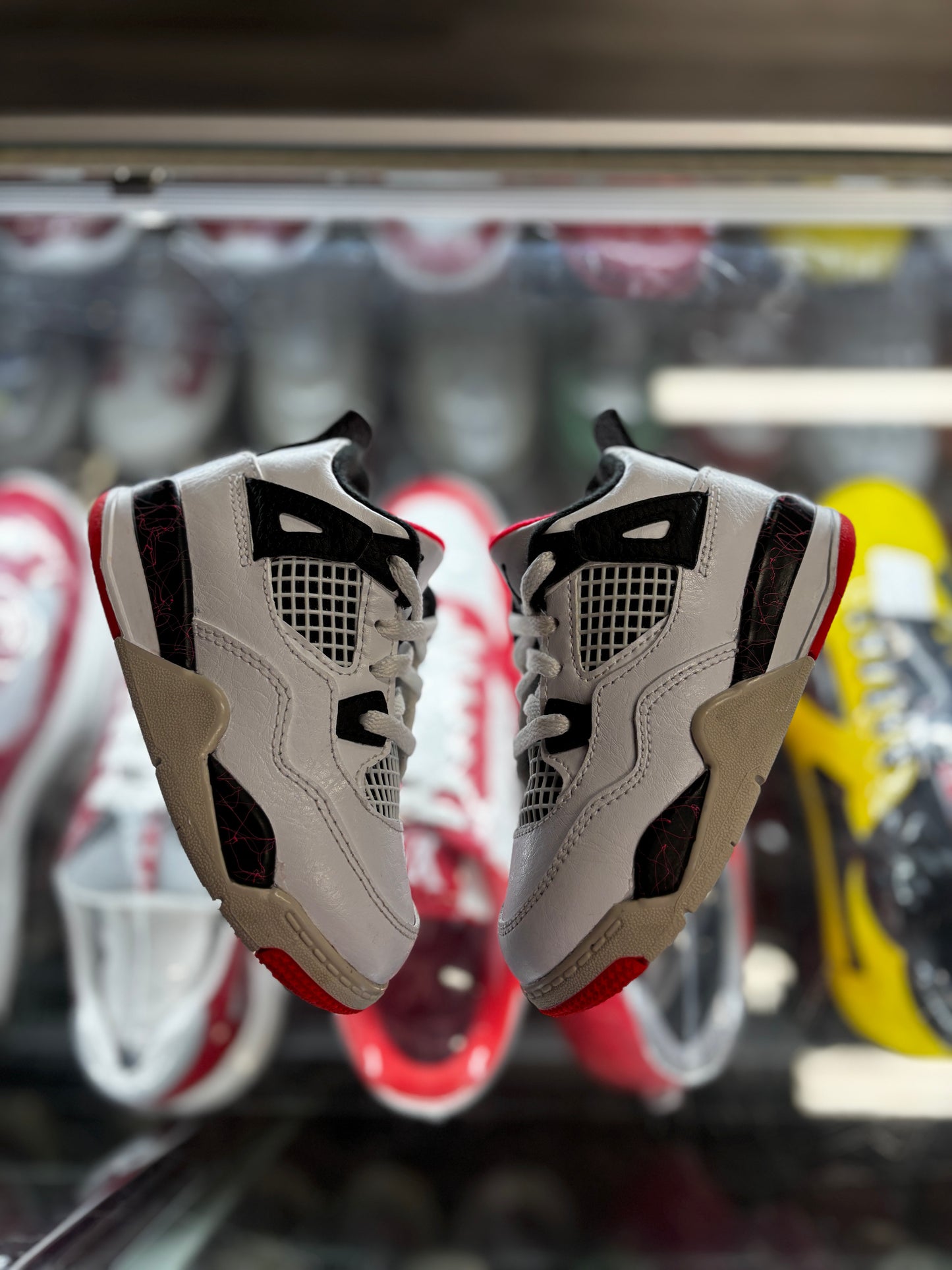 2019 Air Jordan retro 4 "Flight Nostalgia" (TD)