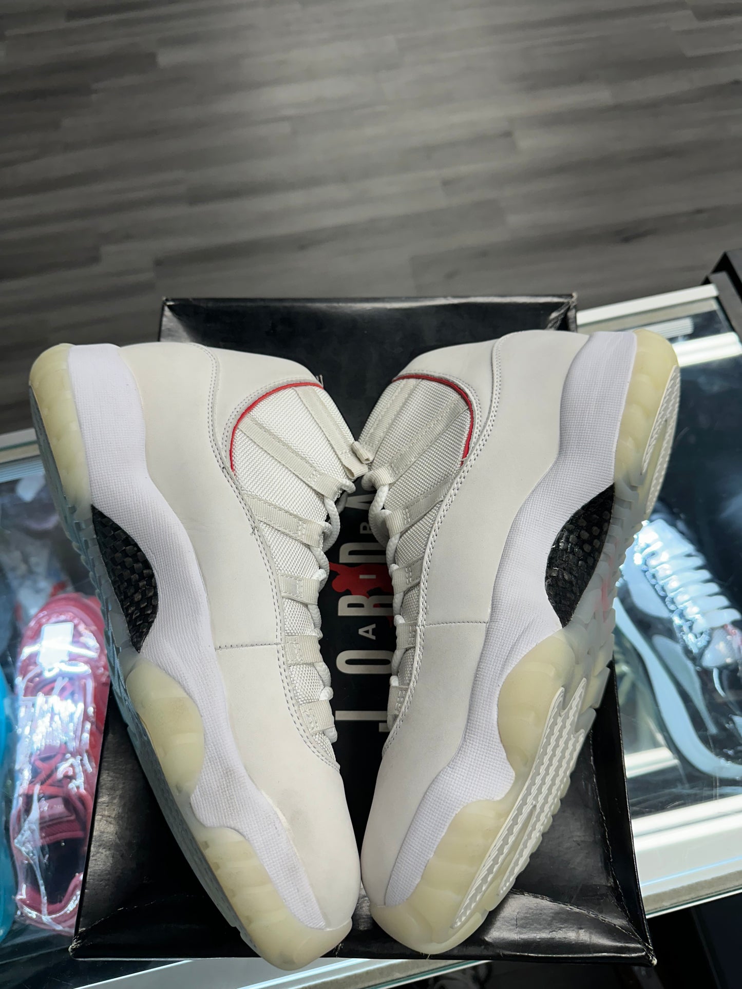 2018 Air Jordan Retro  11 "Platinum Tint"