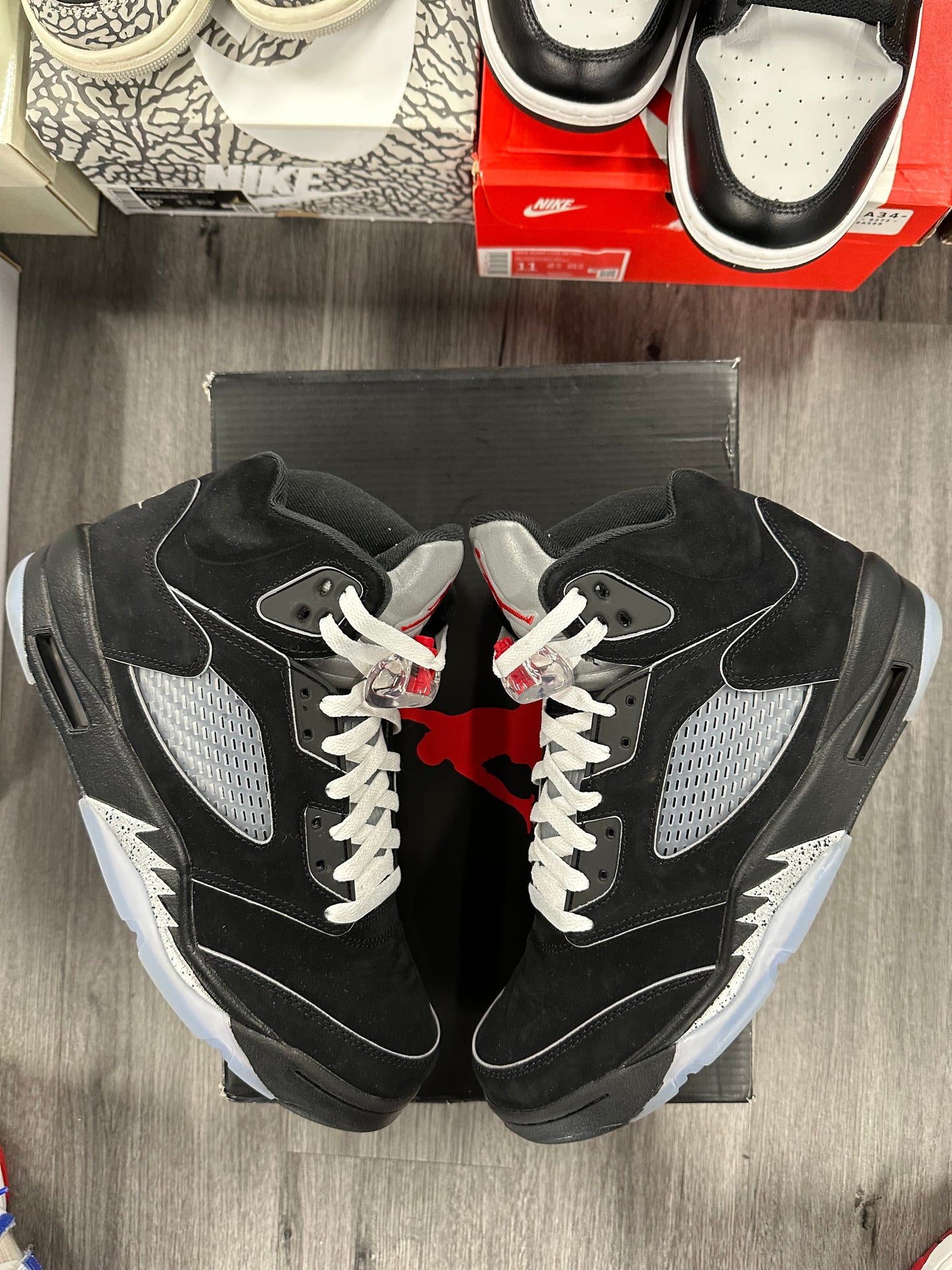 2025 Air Jordan Retro 5 "Black Metallic Reimagined"