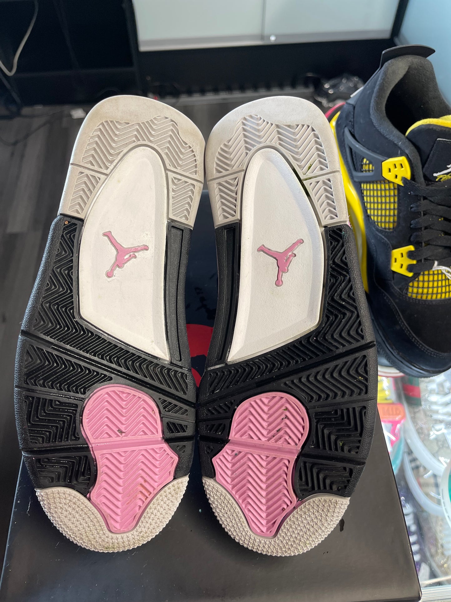 2024 Air Jordan Retro 4 "Orchid" (W)