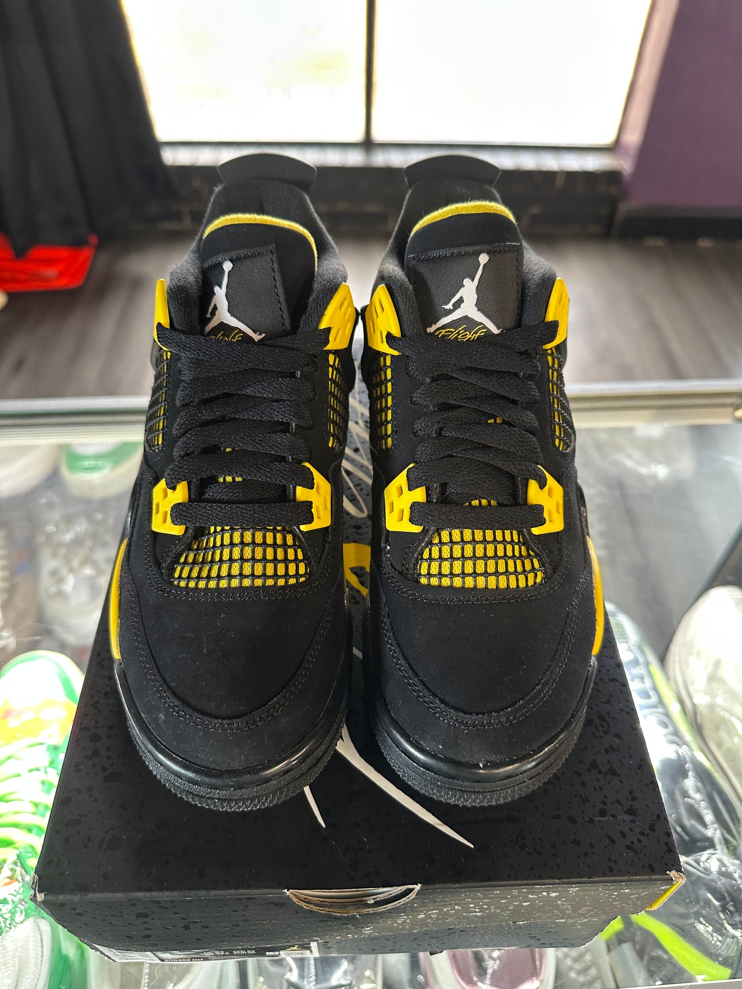 2023 Air Jordan Retro 4 "Thunder" (GS)
