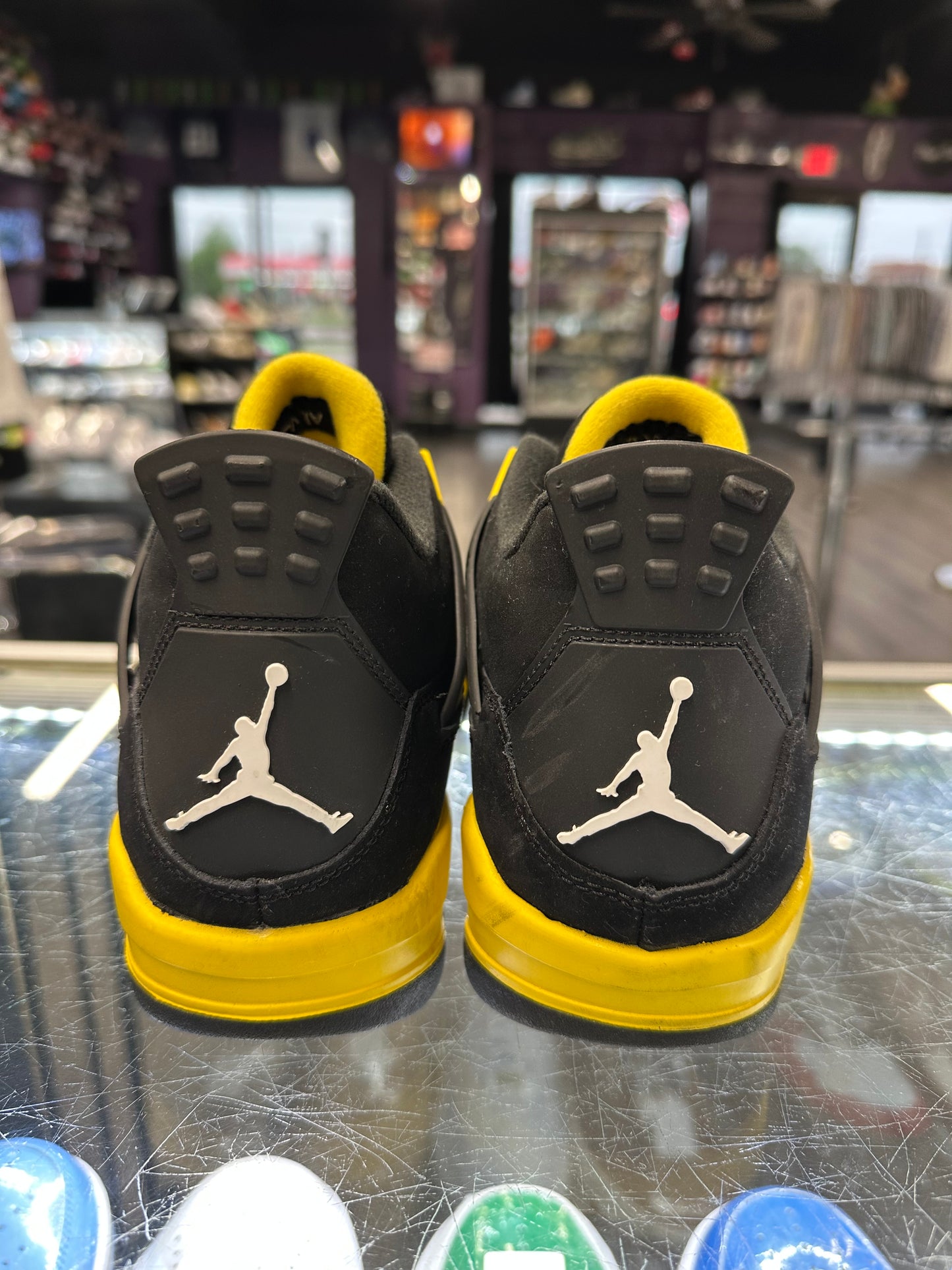 2023 Air Jordan Retro 4 "Thunder" (GS)