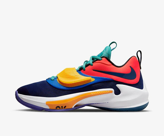 2022 Nike Zoom Freak 3 "Antetokounbros"
