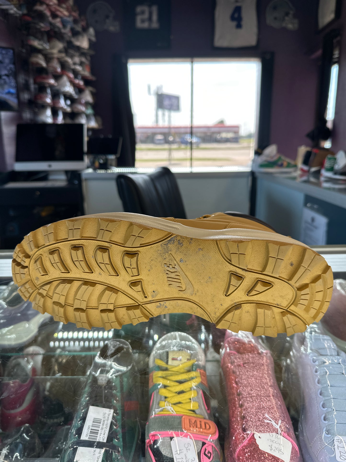 2019 Nike Manoa "Haystack"