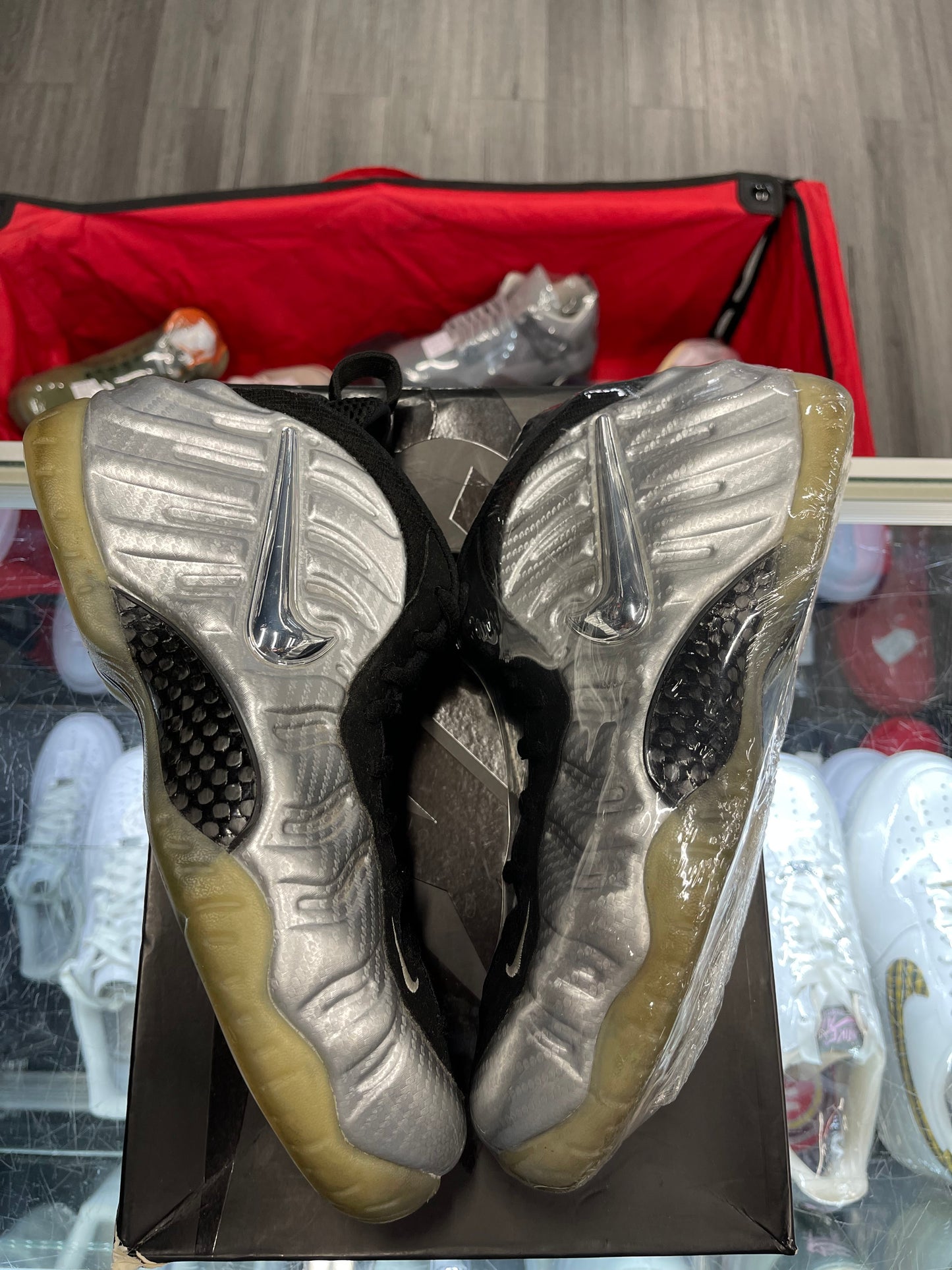 2017 Nike Air Foamposite Pro "Silver Surfer"