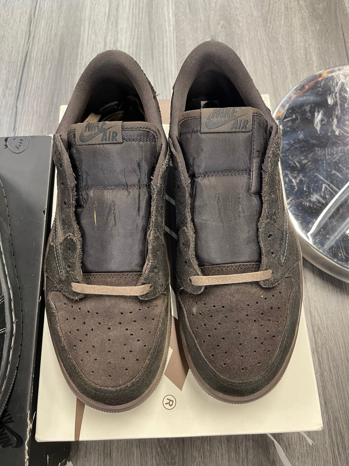 2024 Air Jordan Retro 1 Low "Travis Scott Velvet Brown"