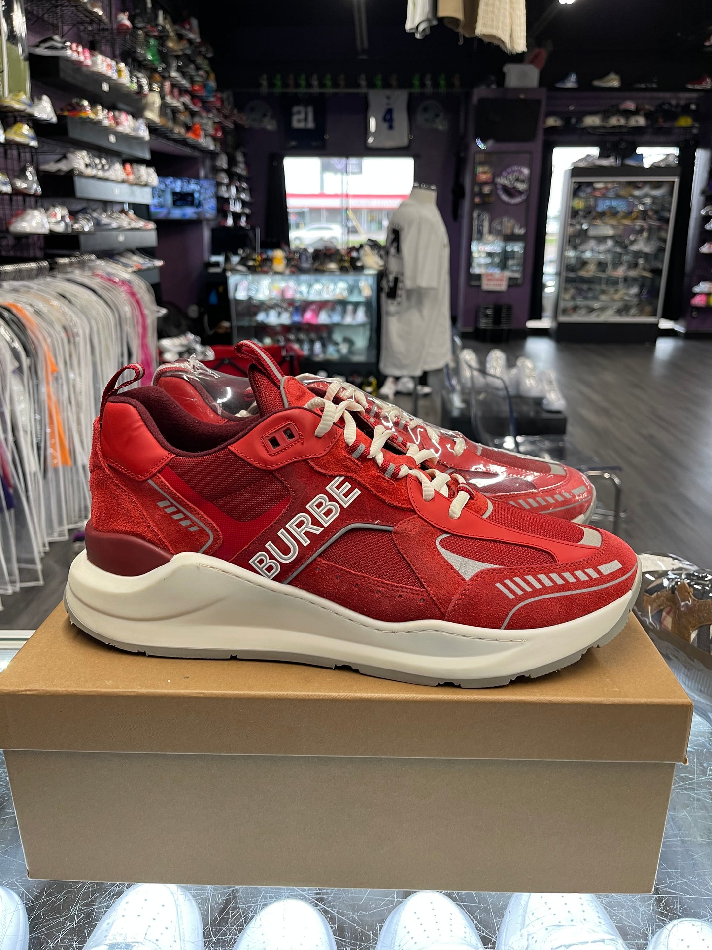 Burberry Sean Low "Red"