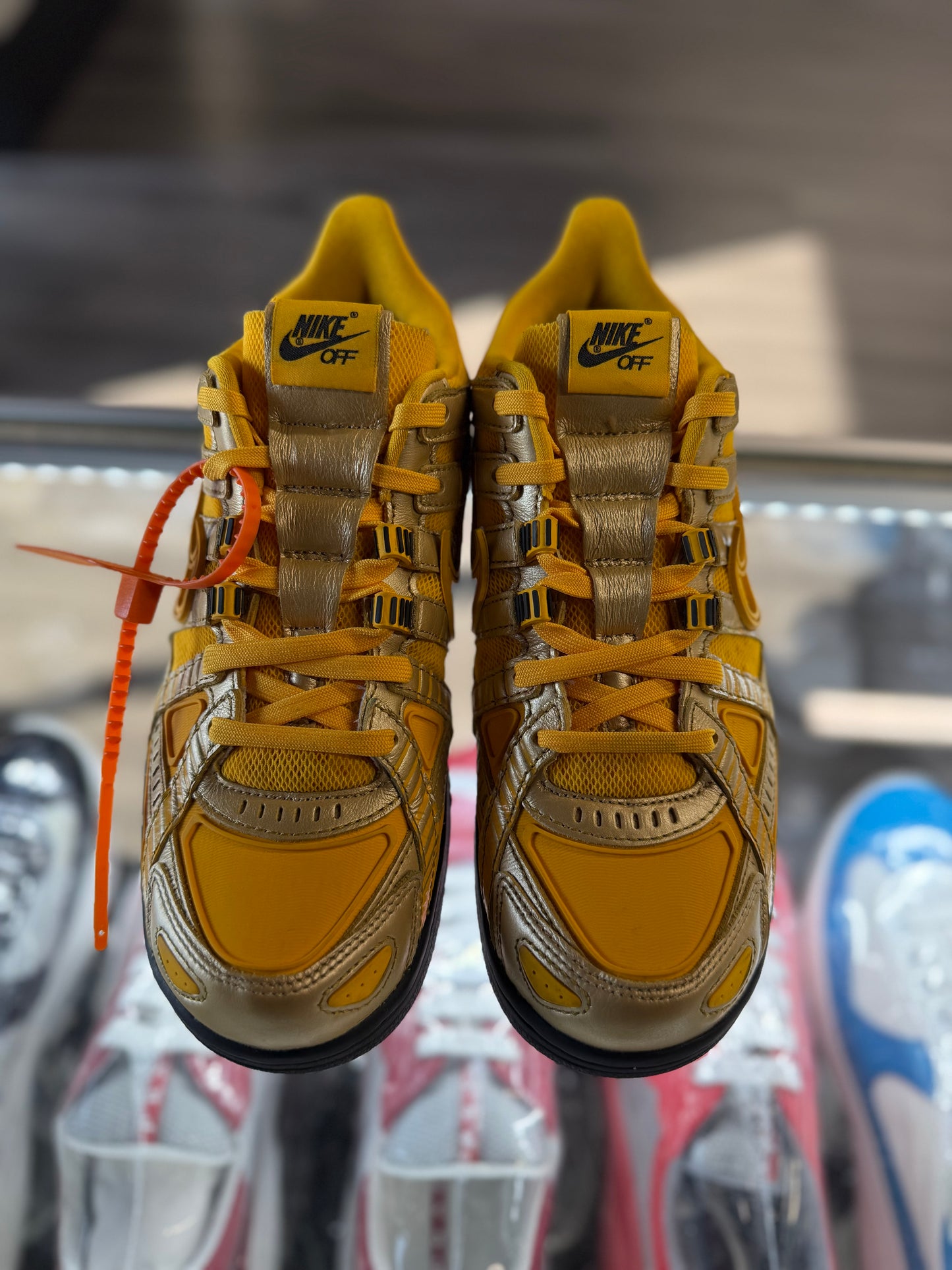 2020 Nike Air Rubber Dunk "Off White University Gold"