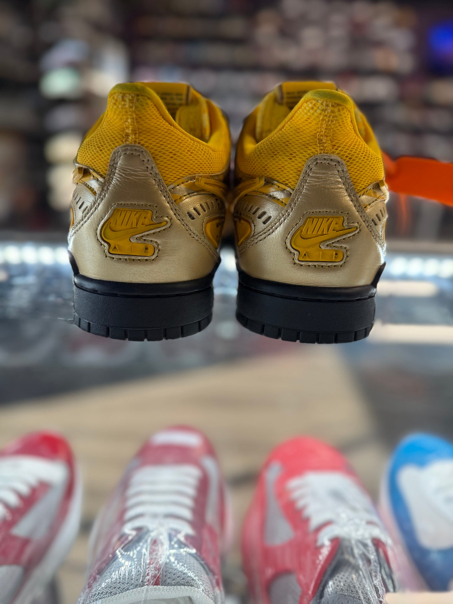 2020 Nike Air Rubber Dunk "Off White University Gold"