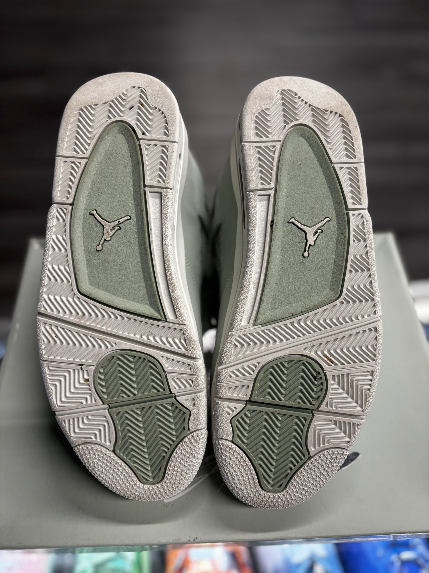 2025 Air Jordan Retro 4 "Seafoam Sail" (W)