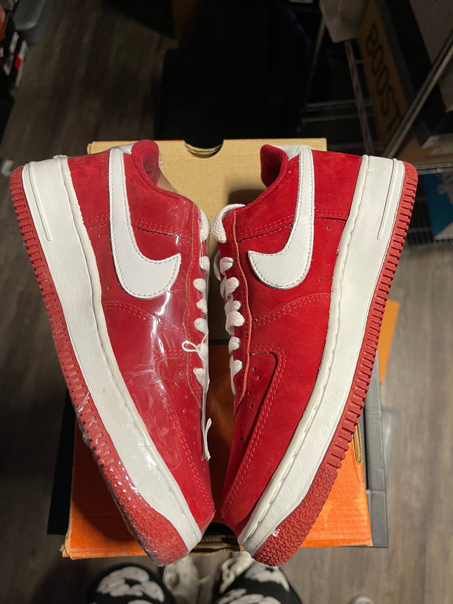 2002 Nike AF1 Low "V-Day" (W)