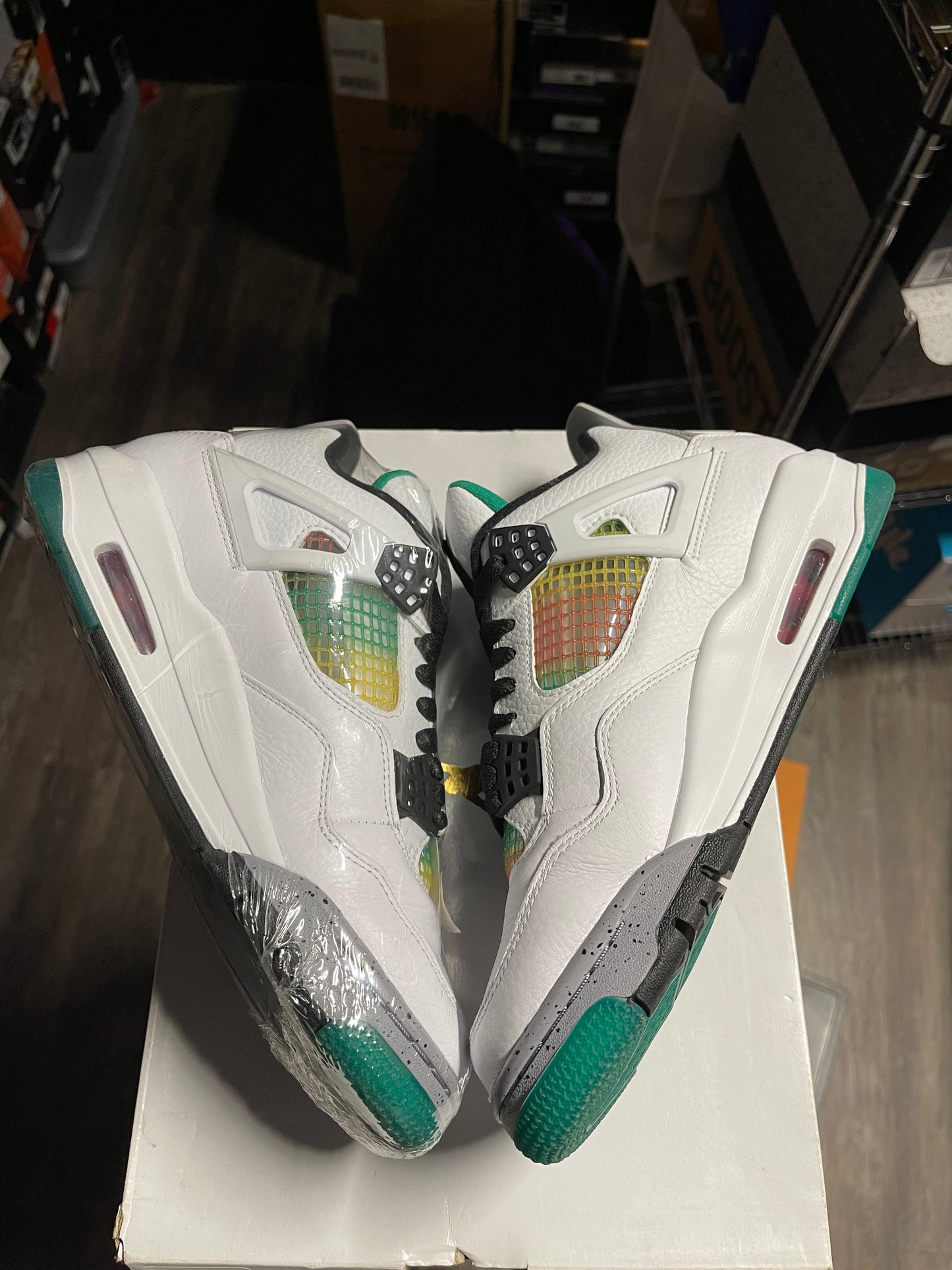 2020 Air Jordan Retro 4 "Lucid Green Rasta" (W)
