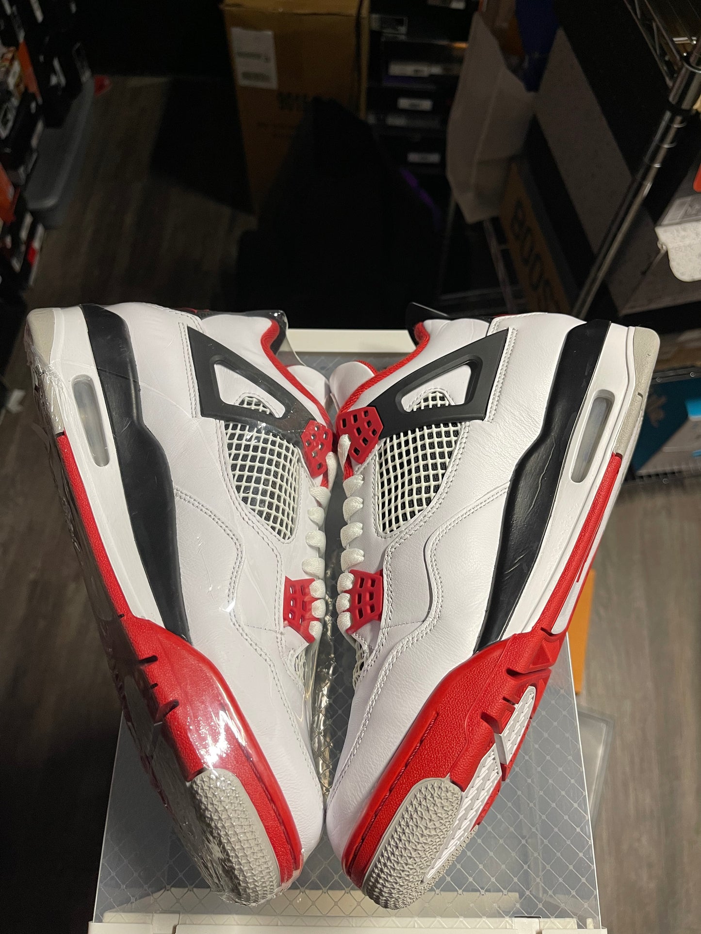 2020 Air Jordan Retro 4 "Fire Red”