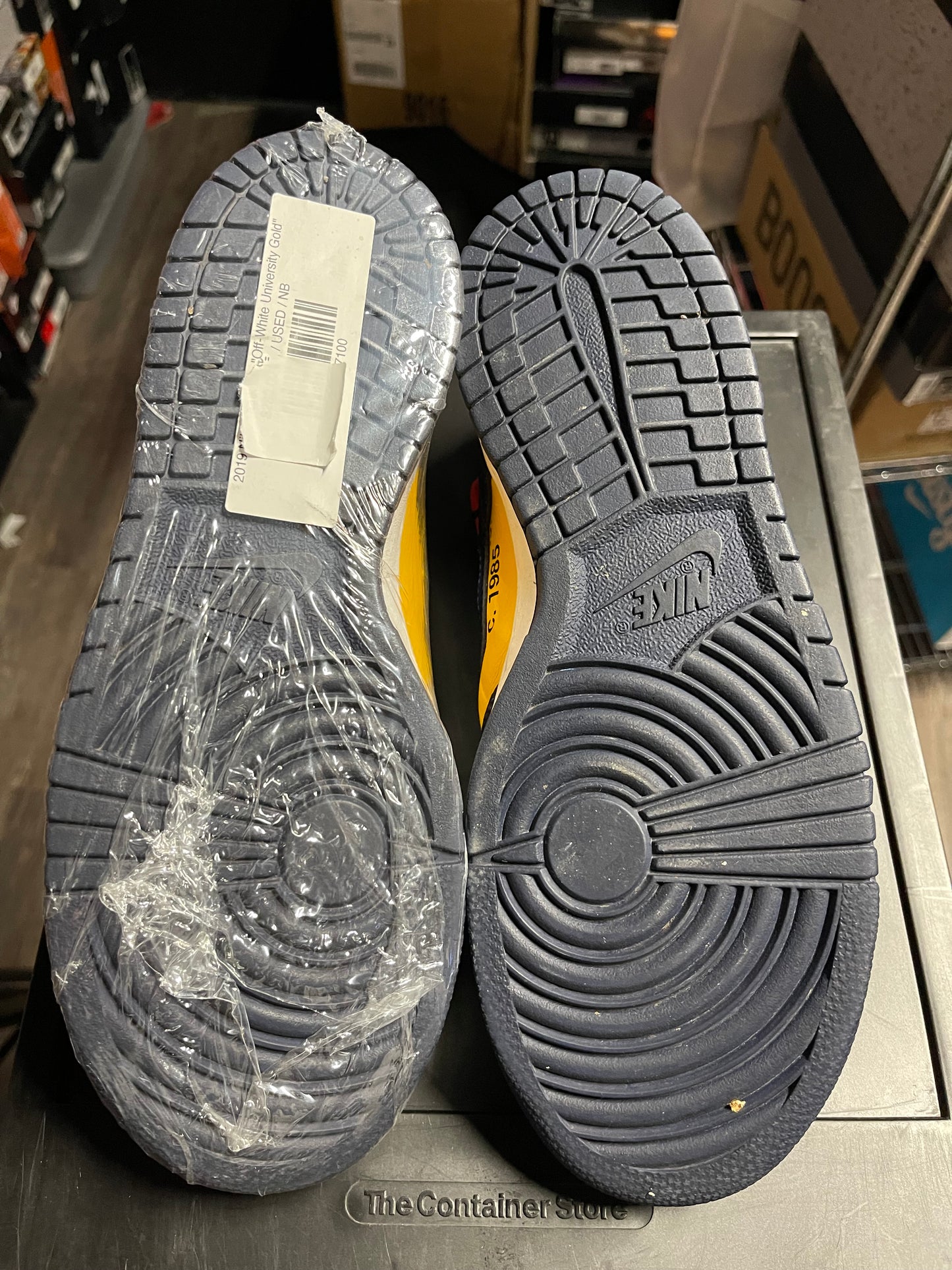 2019 Nike Dunk low "Off-White University Gold"