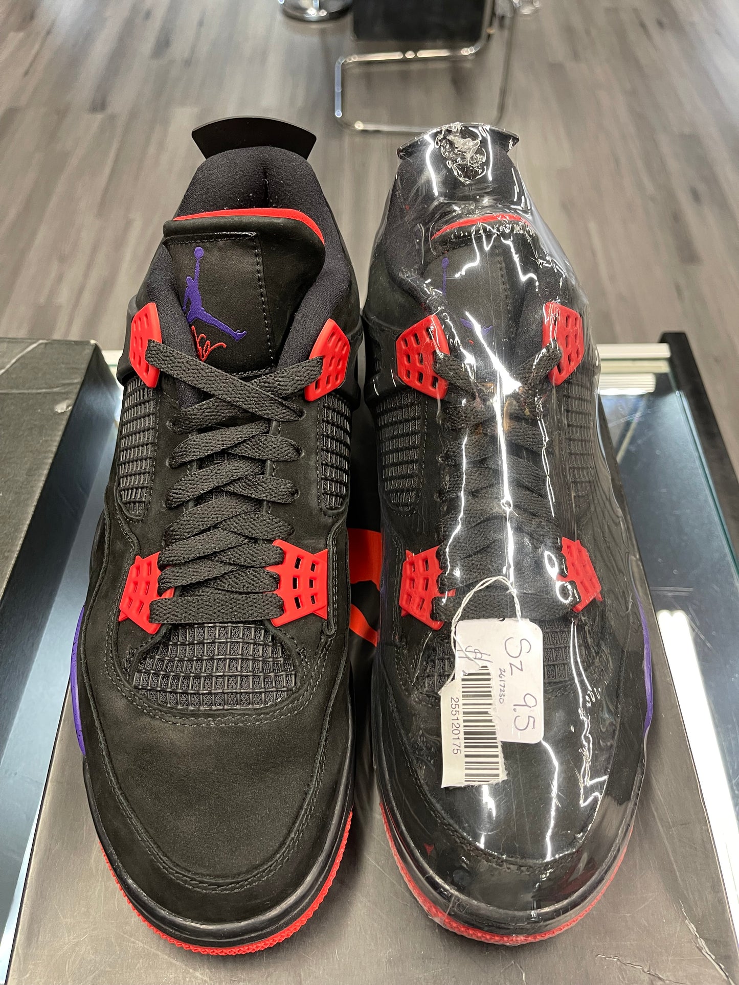 2019 Air Jordan Retro 4 "Raptors Drake OVO"