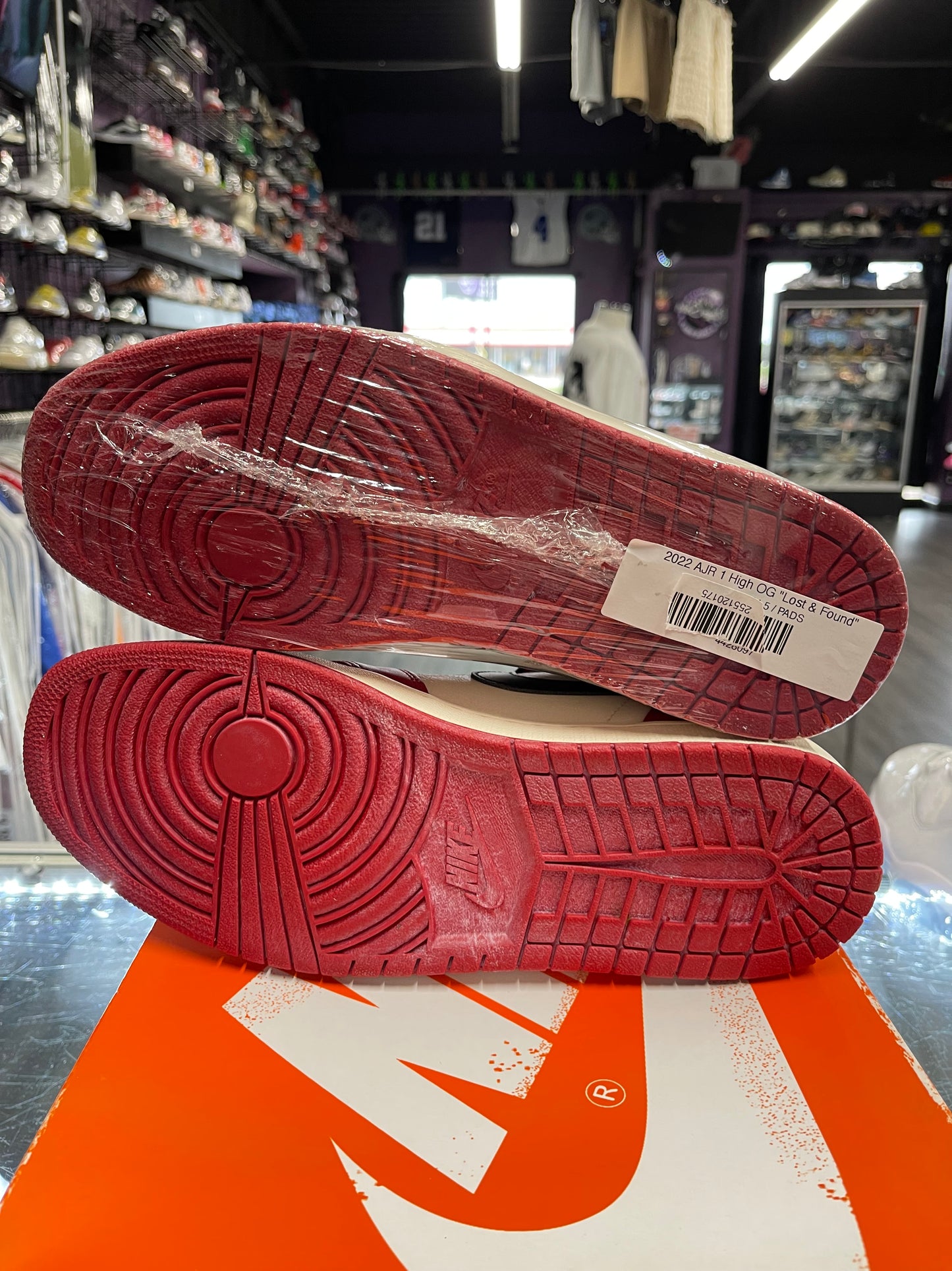 2022 Air Jordan Retro 1 High OG "Lost & Found"