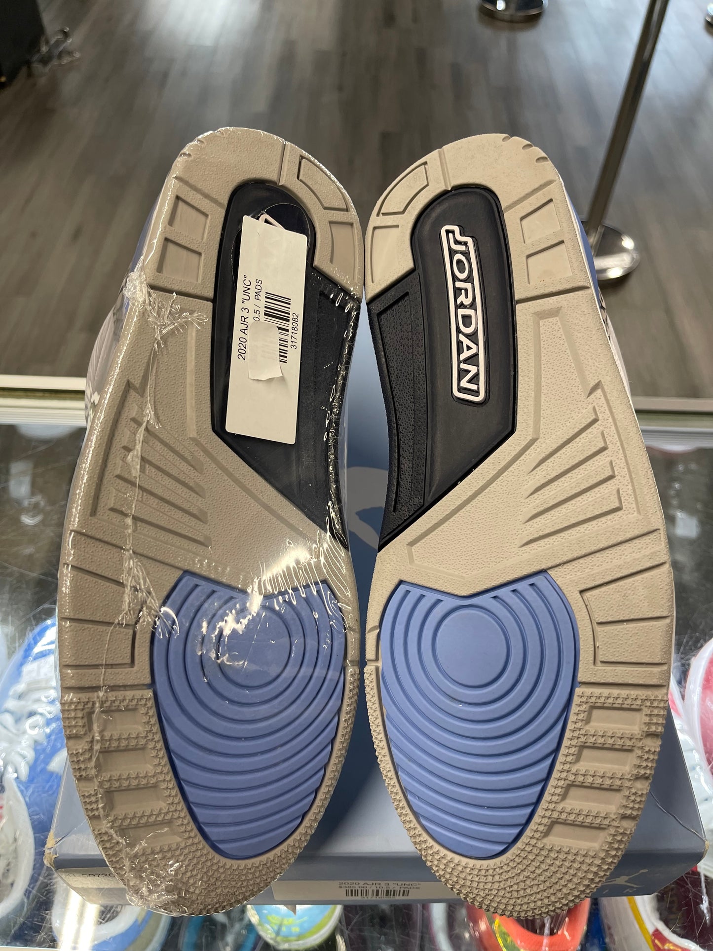 2020 Air Jordan Retro 3 "UNC"