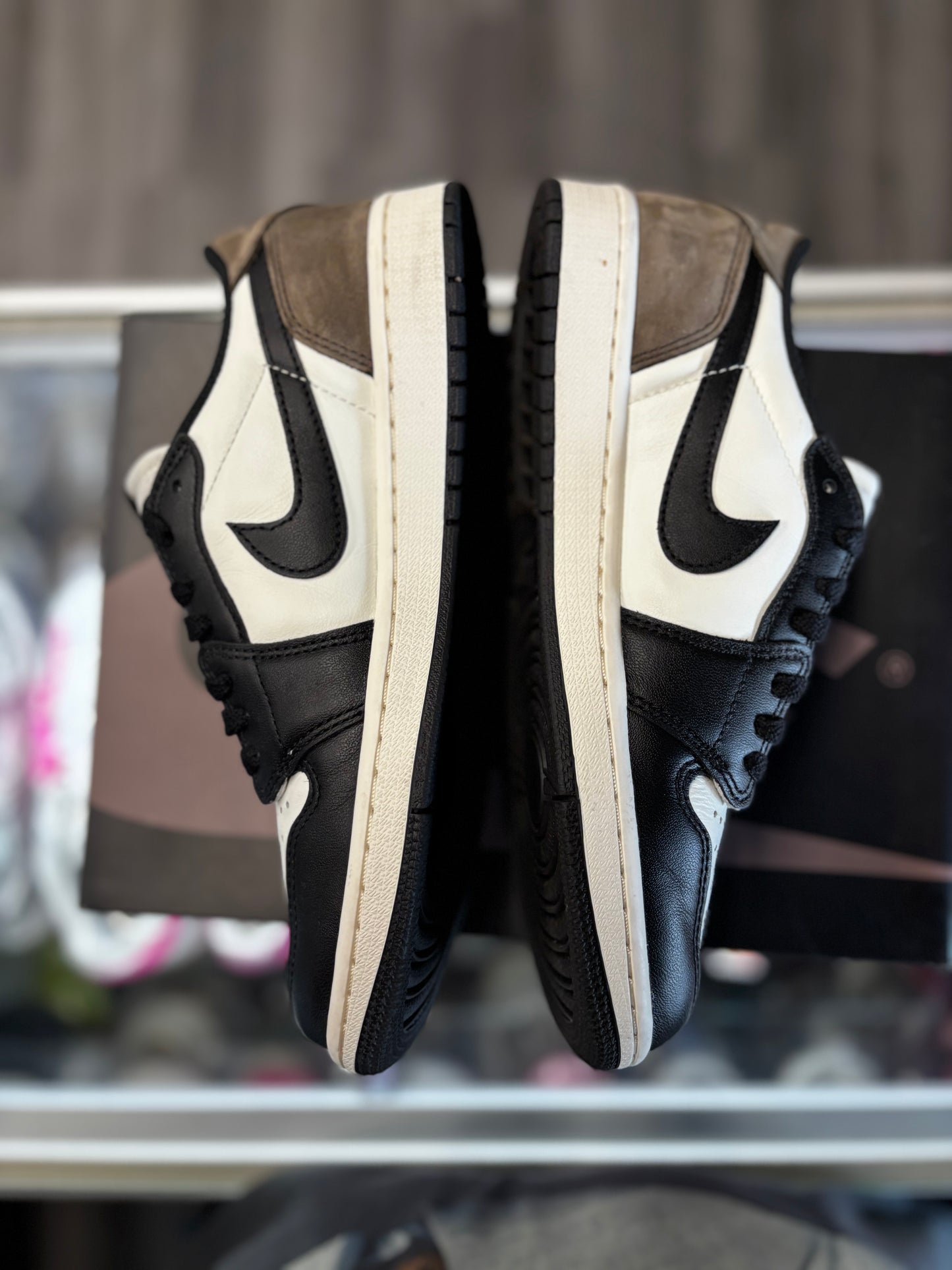 2024 Air Jordan Retro 1 Low OG "Mocha" (GS)