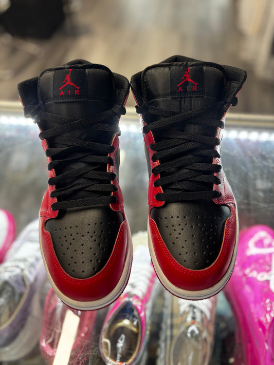 2024 Air Jordan Mid 1 "Gym Red Black White"