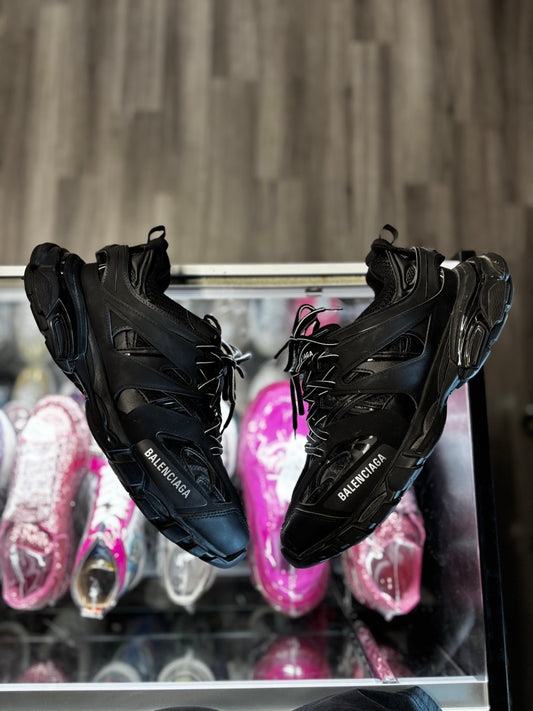 Balenciaga Track "Black"