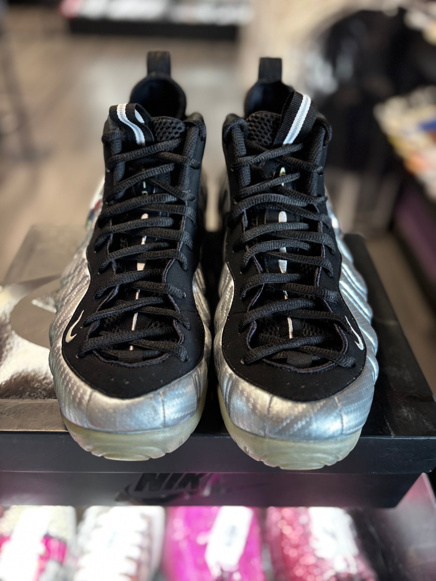 2017 Nike Air Foamposite Pro "Silver Surfer"