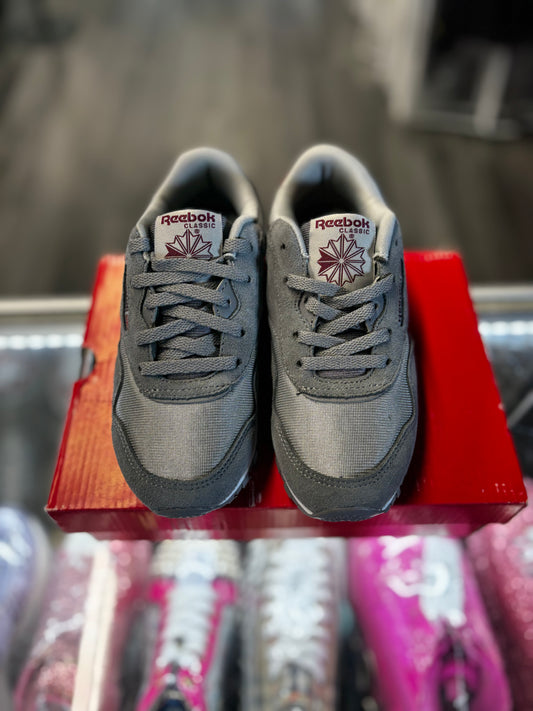 Reebok Classic Nylon "Grey/Maroon"