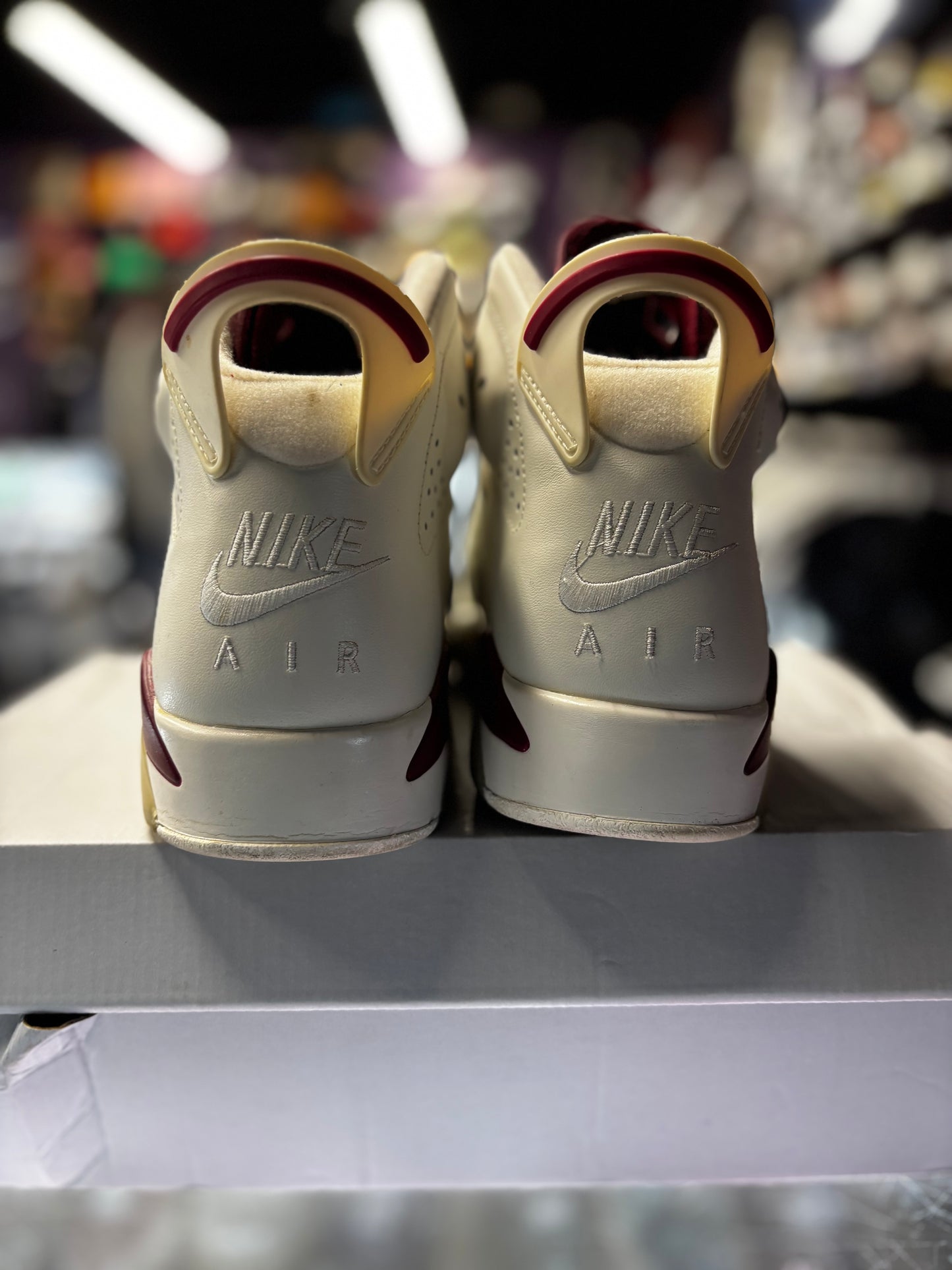 2015 Air Jordan Retro 6 "Maroon"