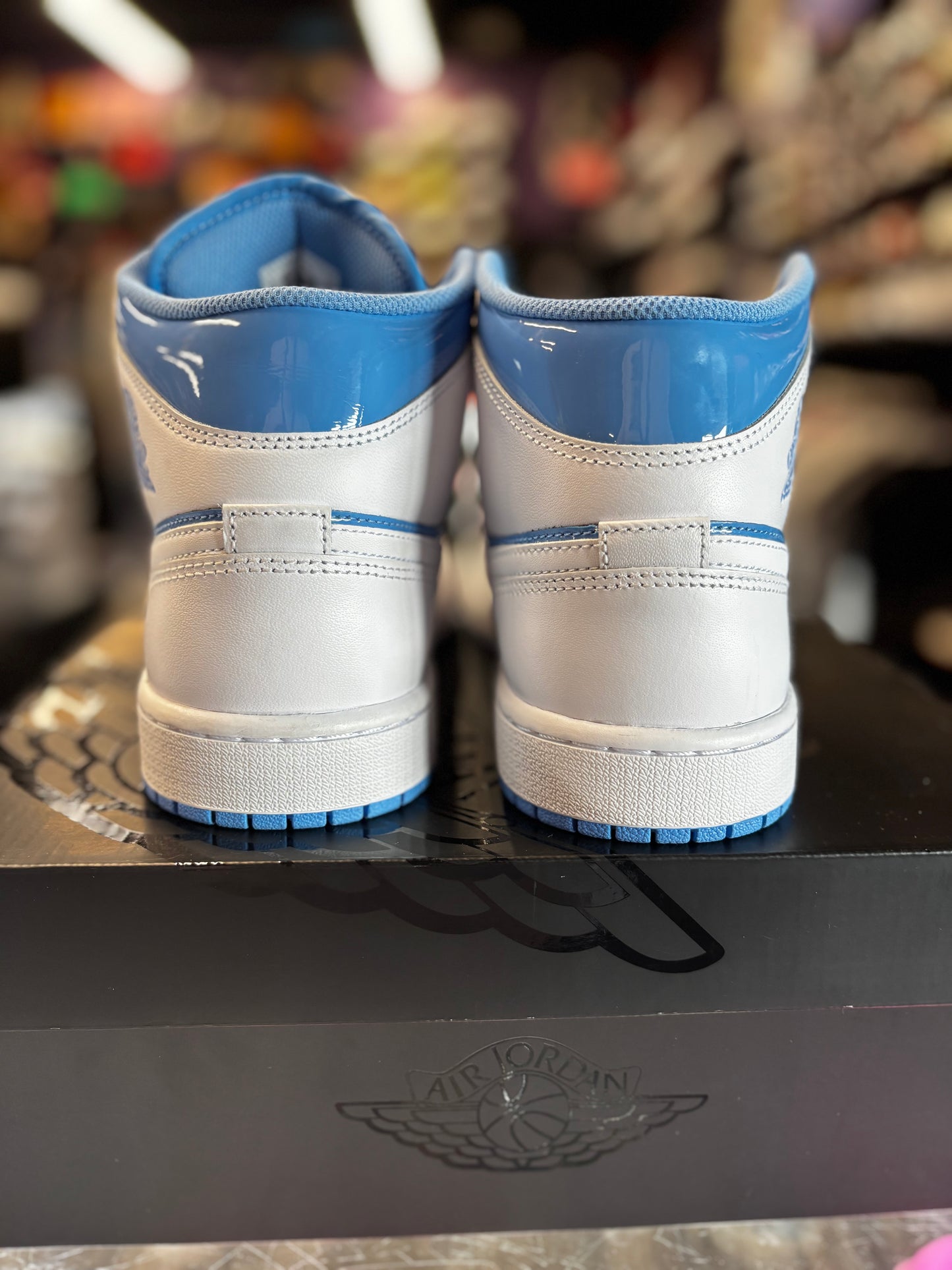 2024 Air Jordan 1 Mid "Legend Blue"