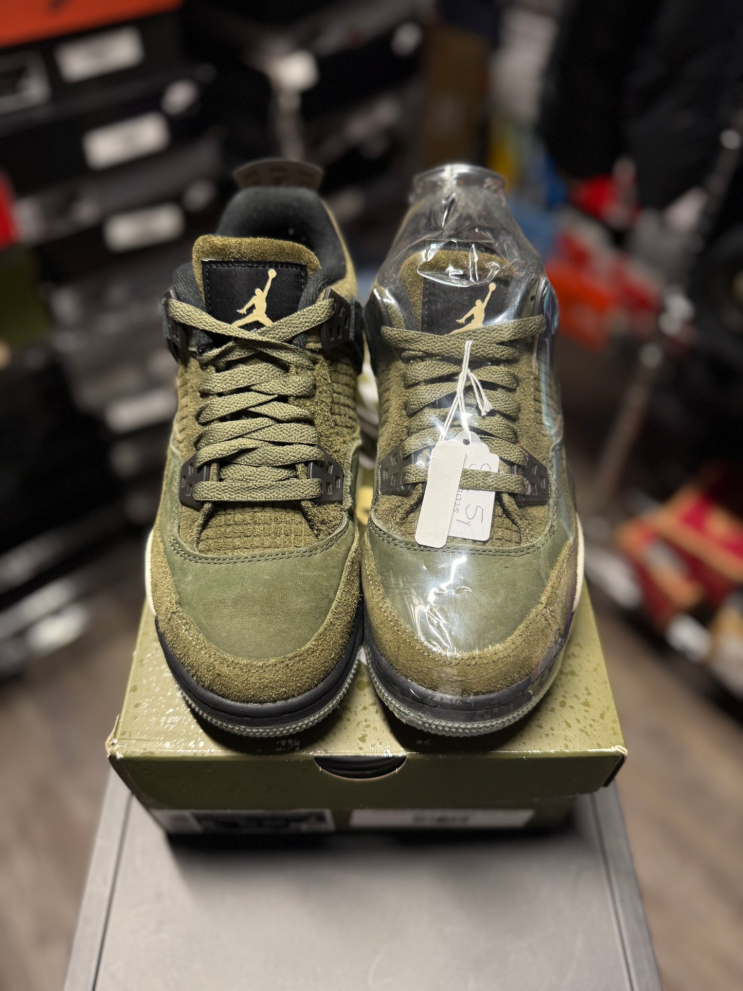 2023 Air Jordan Retro 4 SE "Craft Medium Olive" (GS)