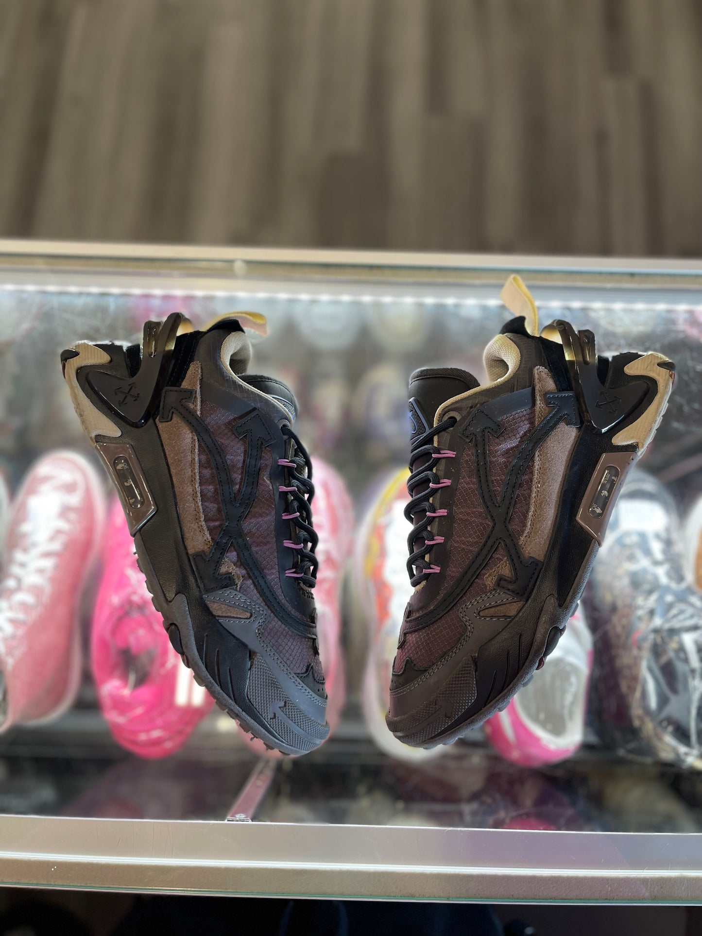 Off white ODSY-2000 "Dark Brown/Black"