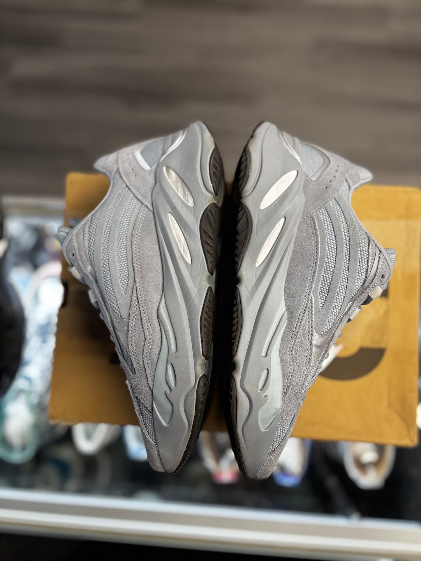 2019 Adidas Yeezy Boost 700 V2 "Hospital Blue"