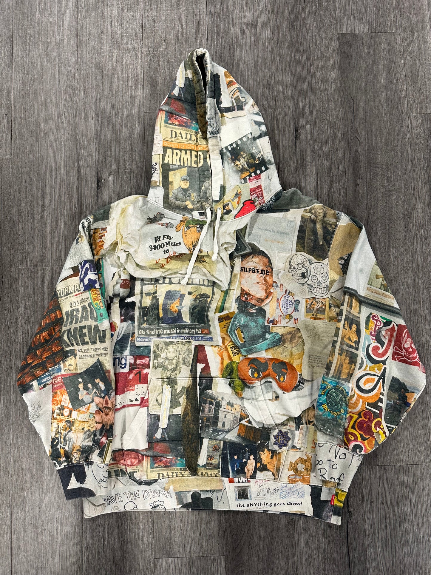 Supreme Hoodie "Dash Wall"