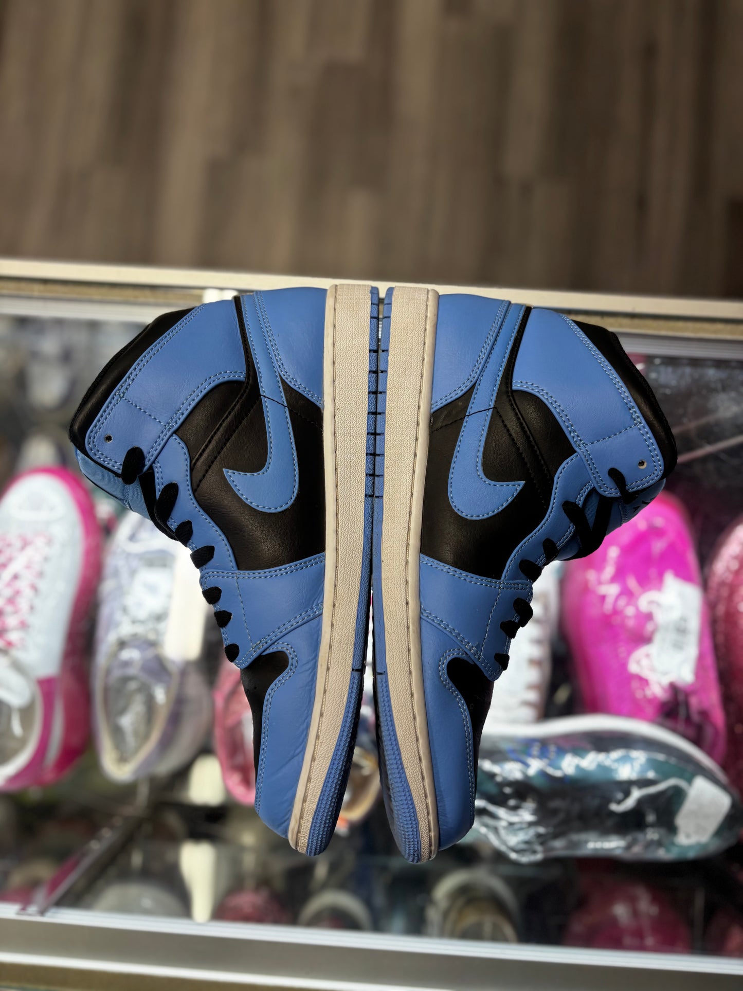 2023 Air Jordan Mid 1 "University Blue Black"
