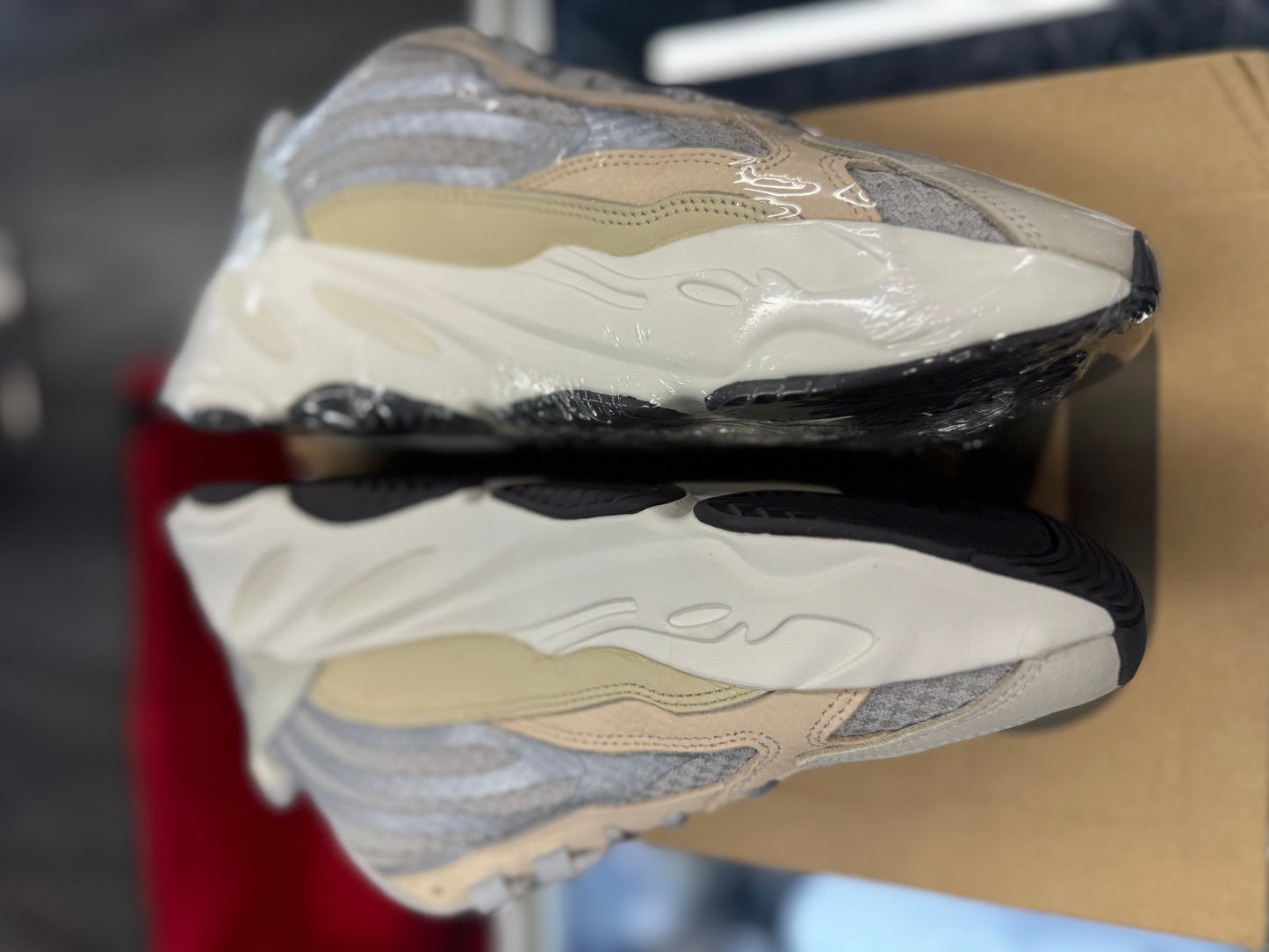 2021 AYB 700 V2 "Cream"