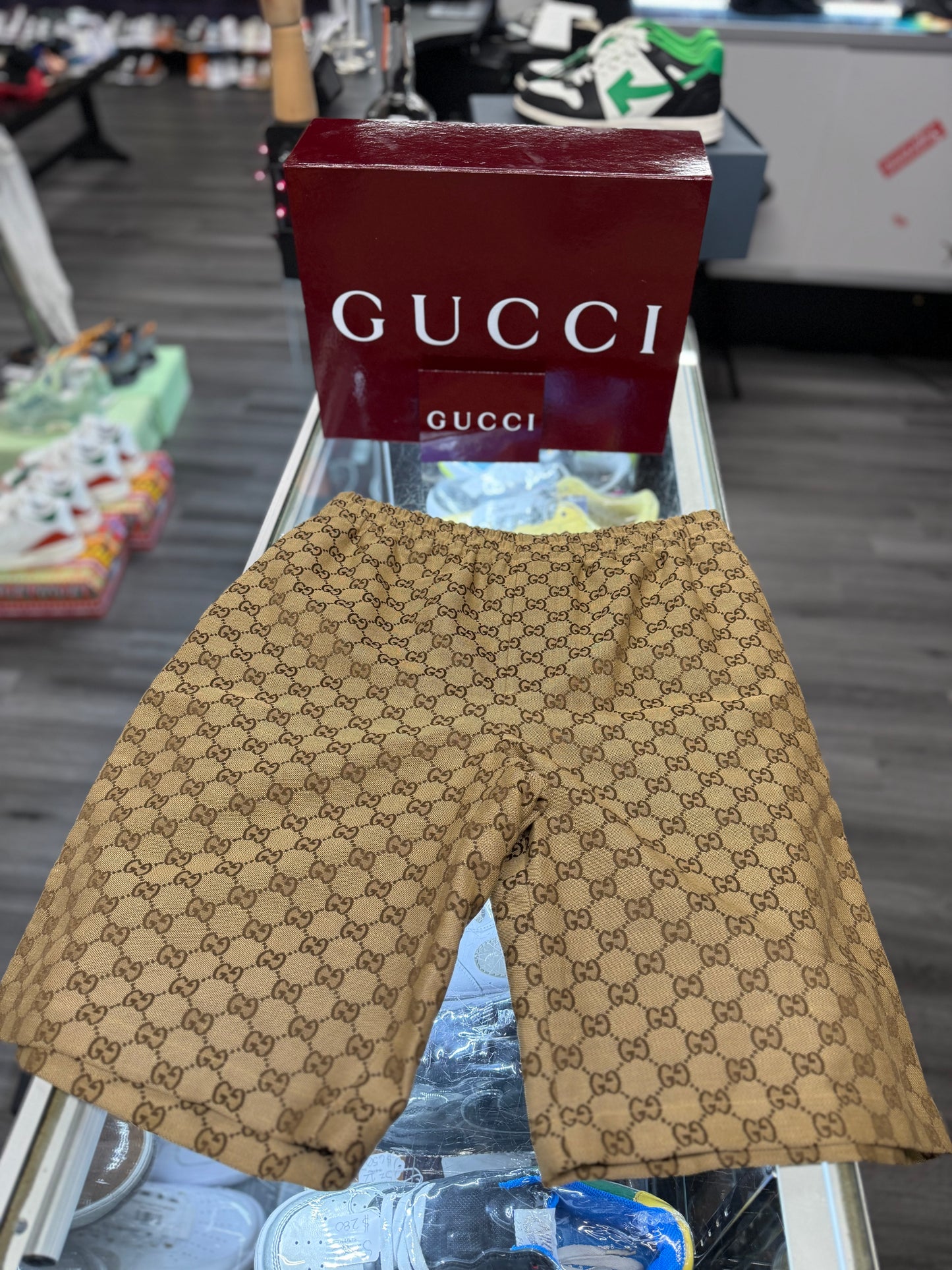 Gucci Shorts Monogram "Beige"
