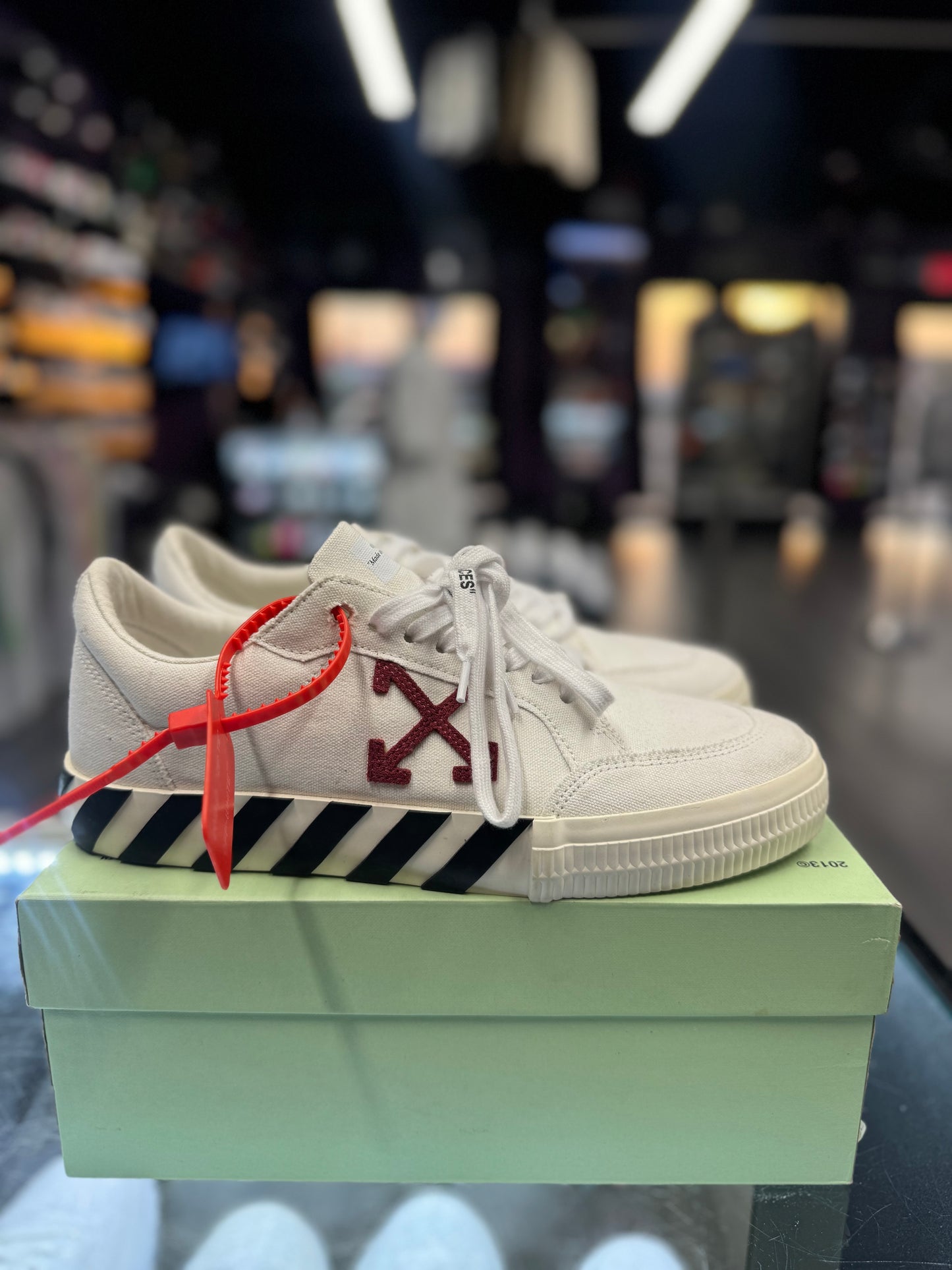 Off-White Low Vulcanized "White"