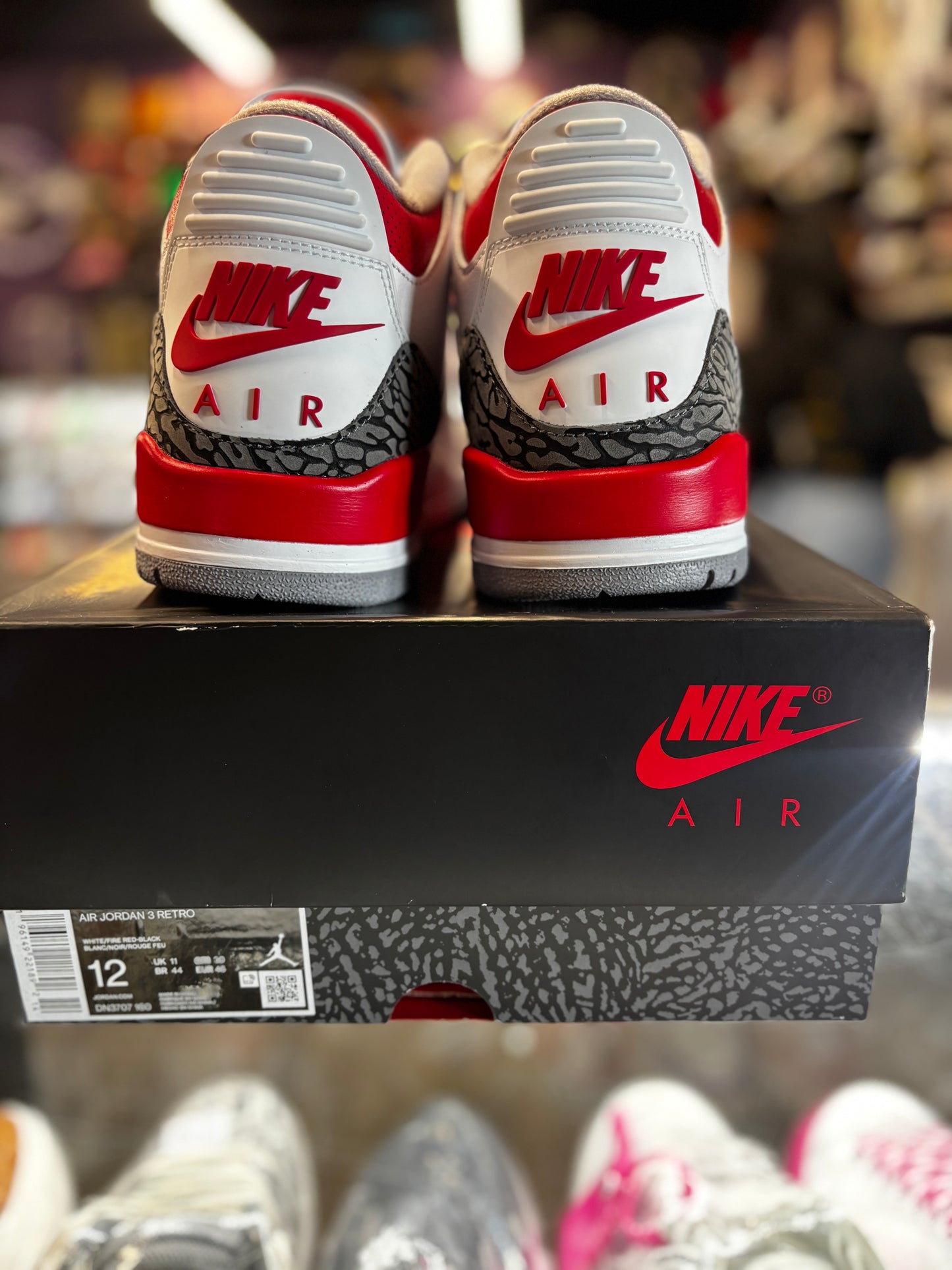 2022 Air Jordan Retro 3 "Fire Red"