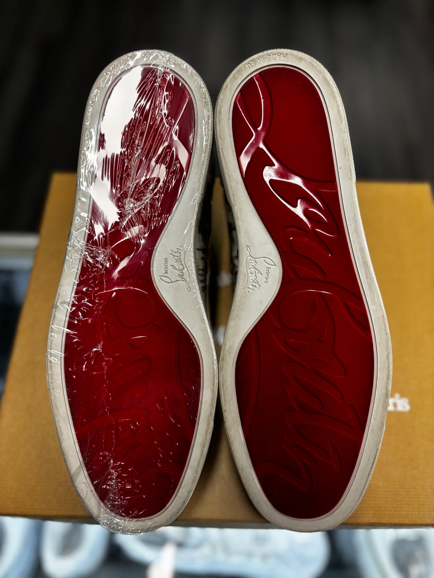Christian Louboutin Louis Flat "Loubitag Print"