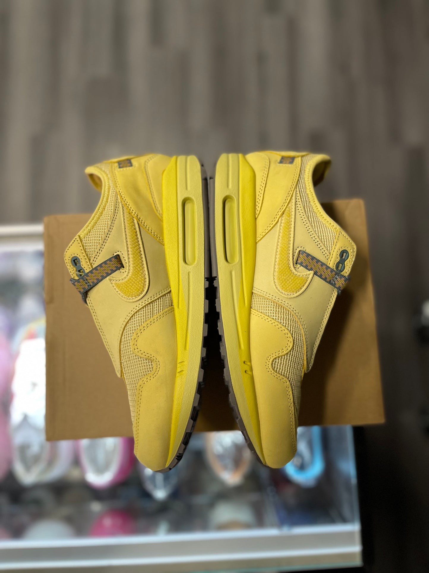 2022 Nike Air Max 1 "Travis Scott Cactus Jack Saturn Gold