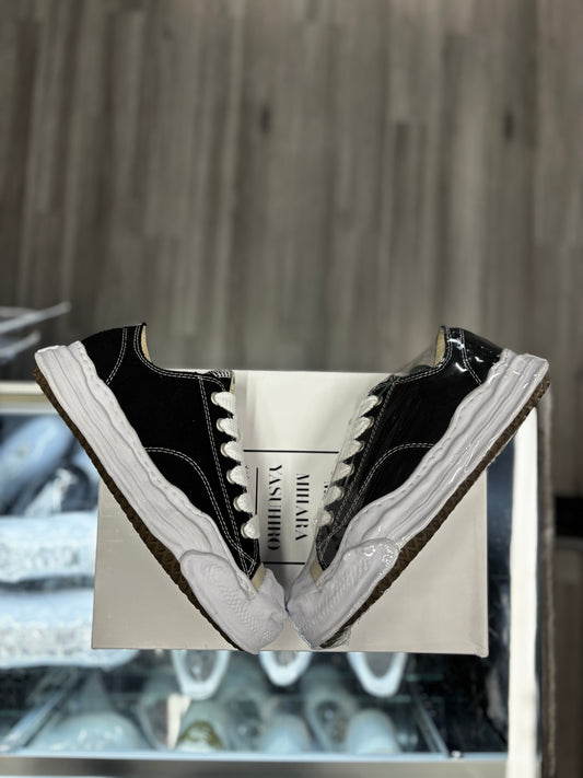Maison Mihara Yasuhiro Hank OG Sole Canvas Low "Black"