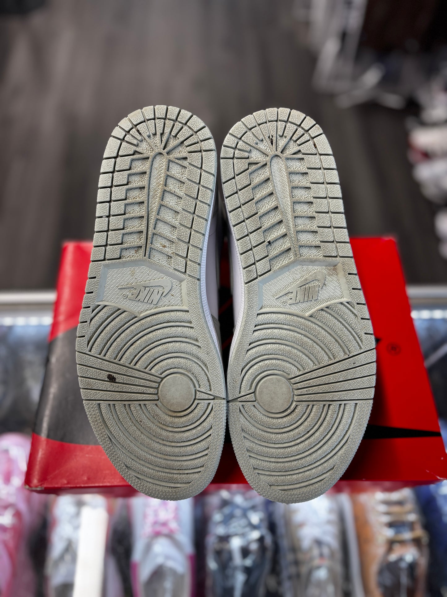 2021 Air Jordan Retro 1 High OG "Seafoam" (W)