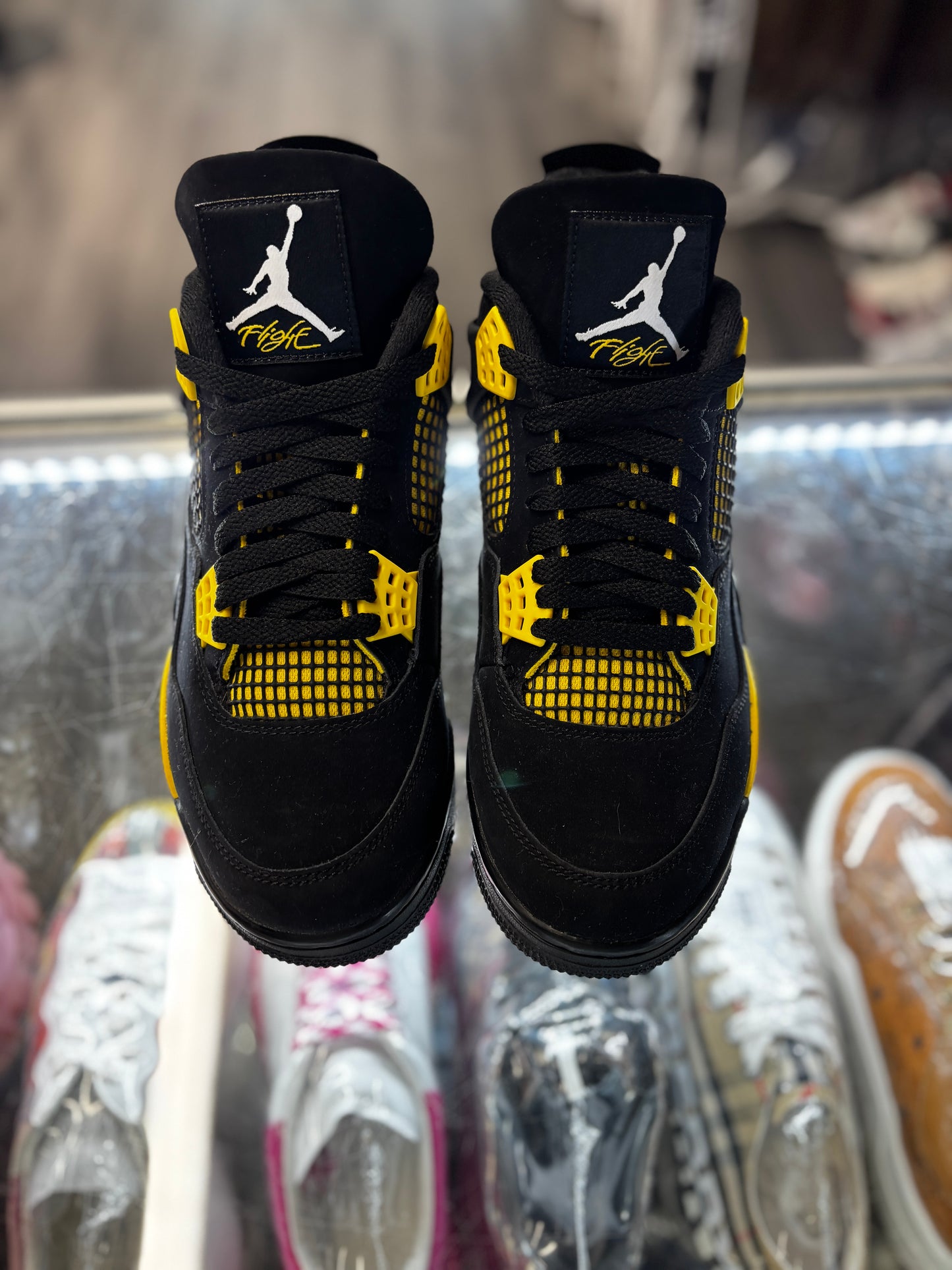 2023 Air Jordan Retro 4 "Thunder"
