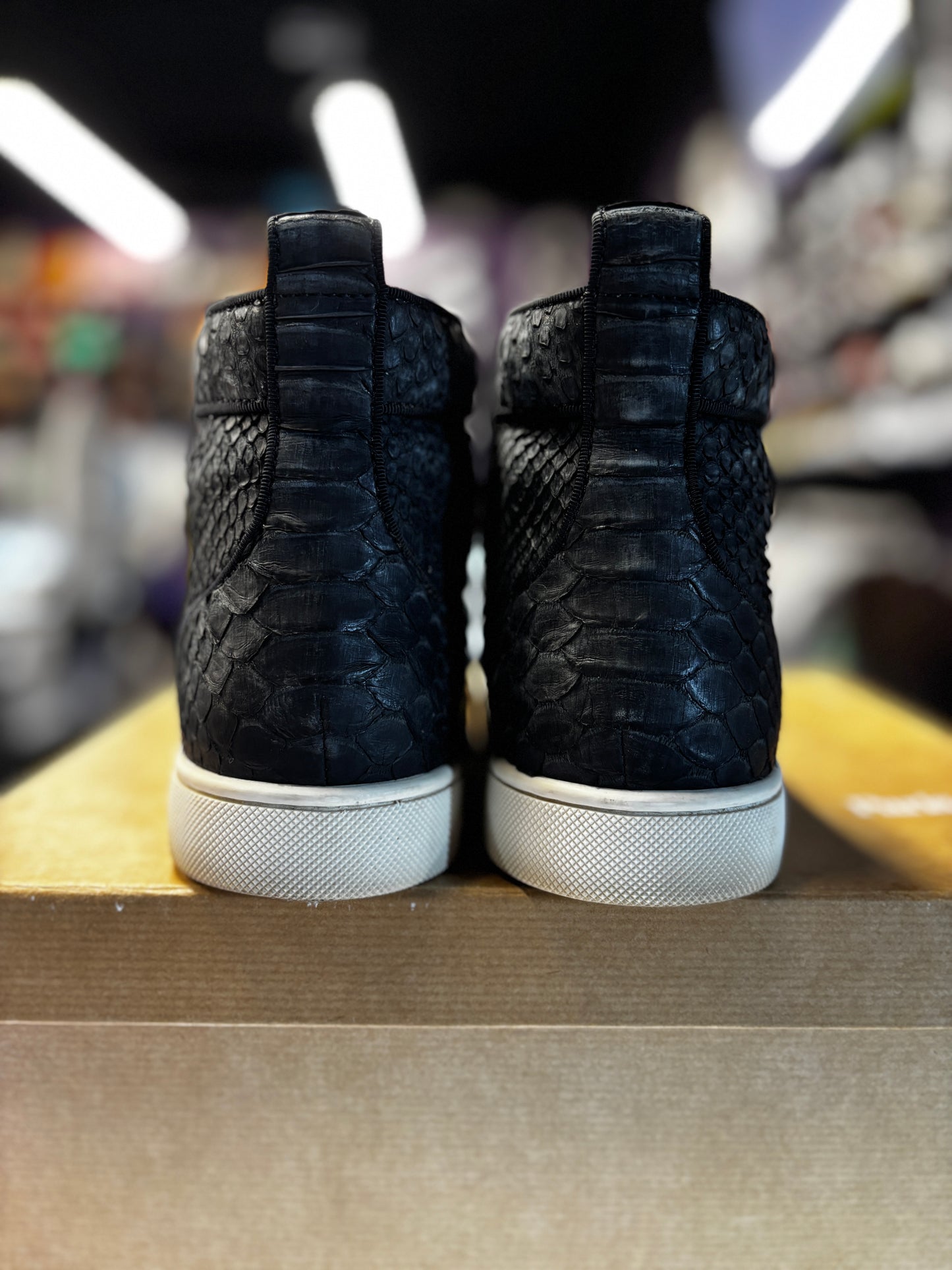 Christian Louboutin High  "Aligator Skin Black"